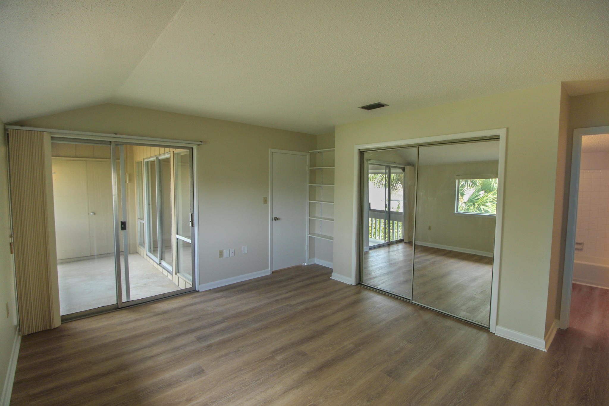 CHATEAU LA MER CONDO - Residential