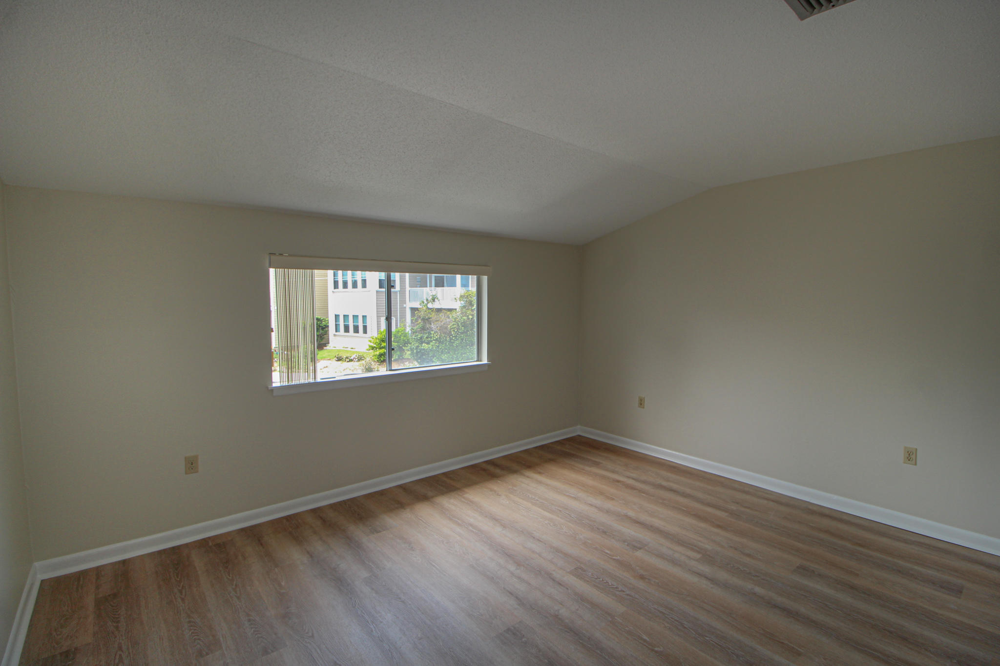 CHATEAU LA MER CONDO - Residential