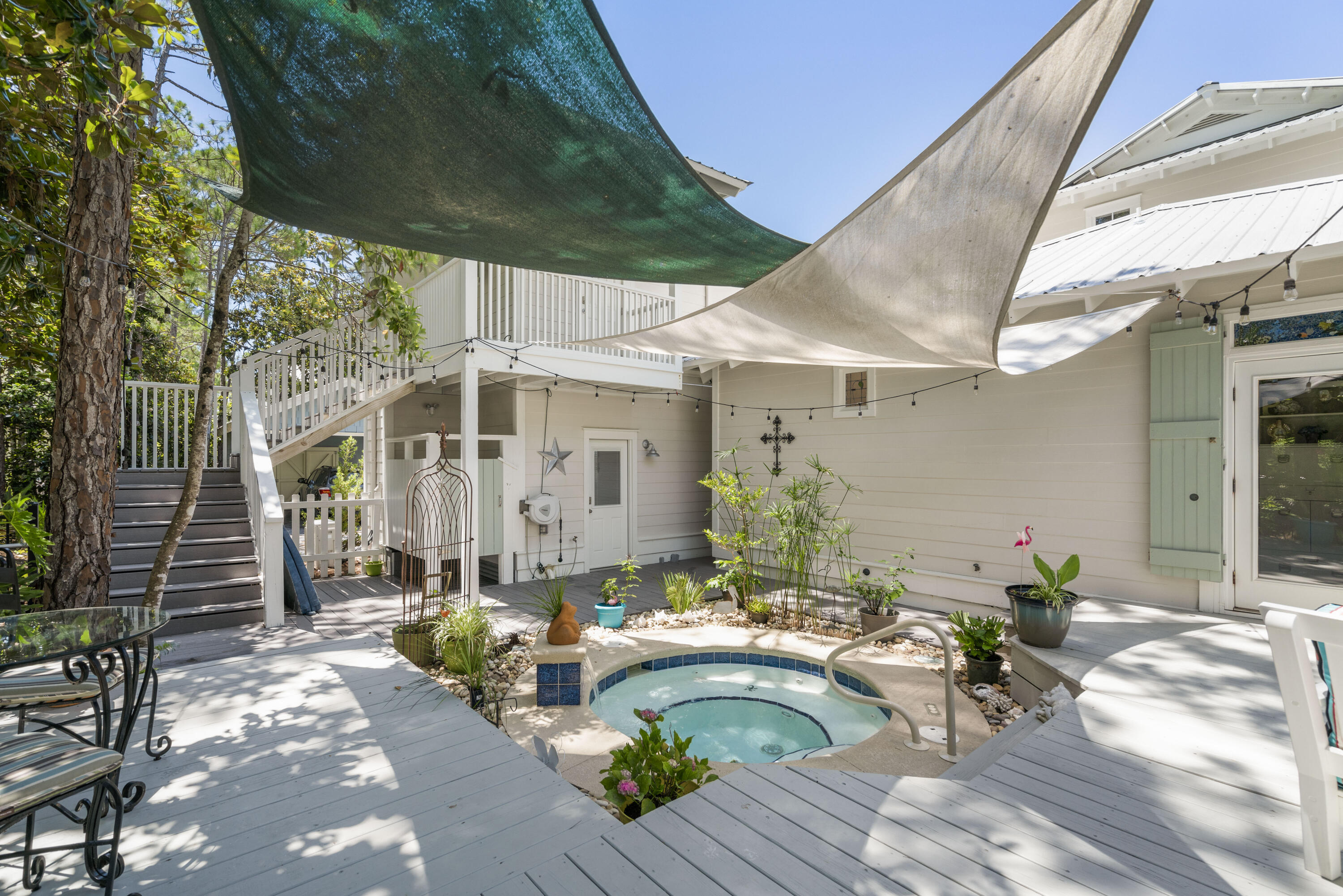 GROVE BY THE SEA - Residential