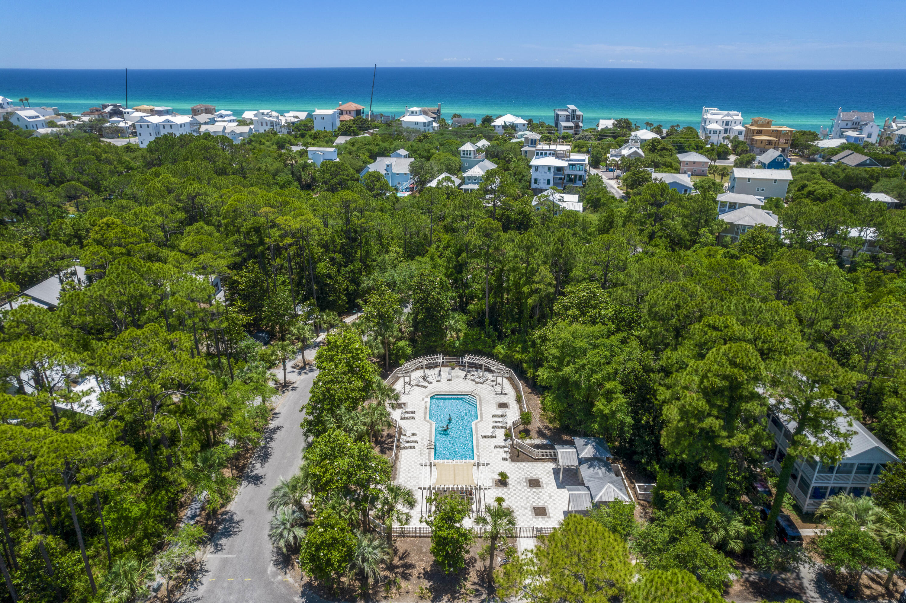 GROVE BY THE SEA - Residential