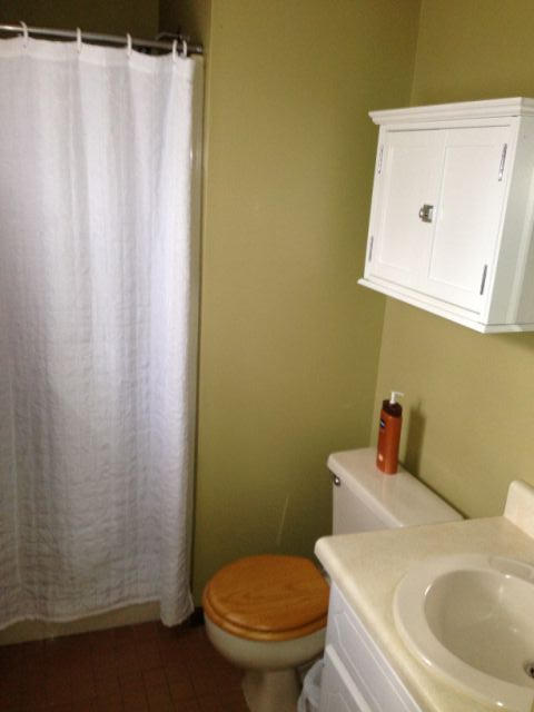 COUNTRYVIEW ESTATES - Residential Lease