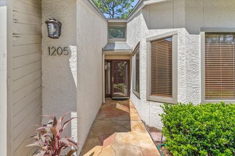 A home in Niceville