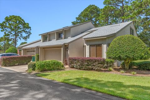 A home in Niceville