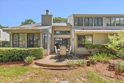 A home in Niceville