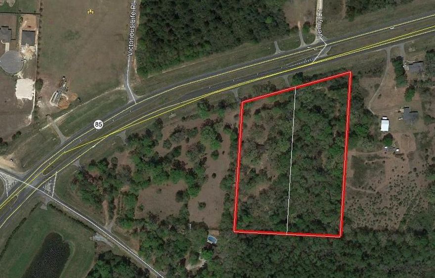 Property zoned mixed. Perfect for a business on busy Hwy 85. Please see supplement remarks for the 2 legal descriptions.
