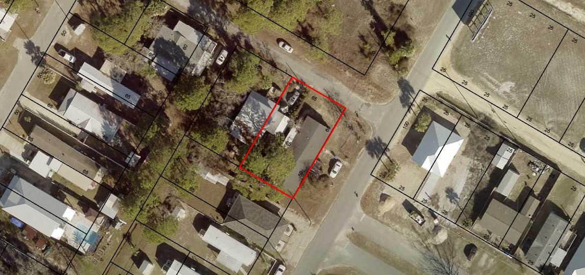Located in the highly sought after Laguna Beach, minutes from 30a and Pier Park. This lot would be the perfect location for your dream beach house. New construction all around, the possibilities are endless! Buyer's agent to verify dimensions.