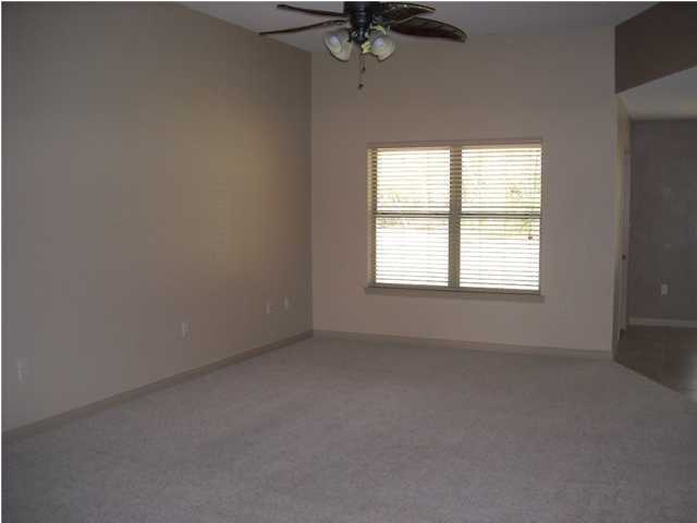 SPRING HOLLOW ESTATES - Residential Lease