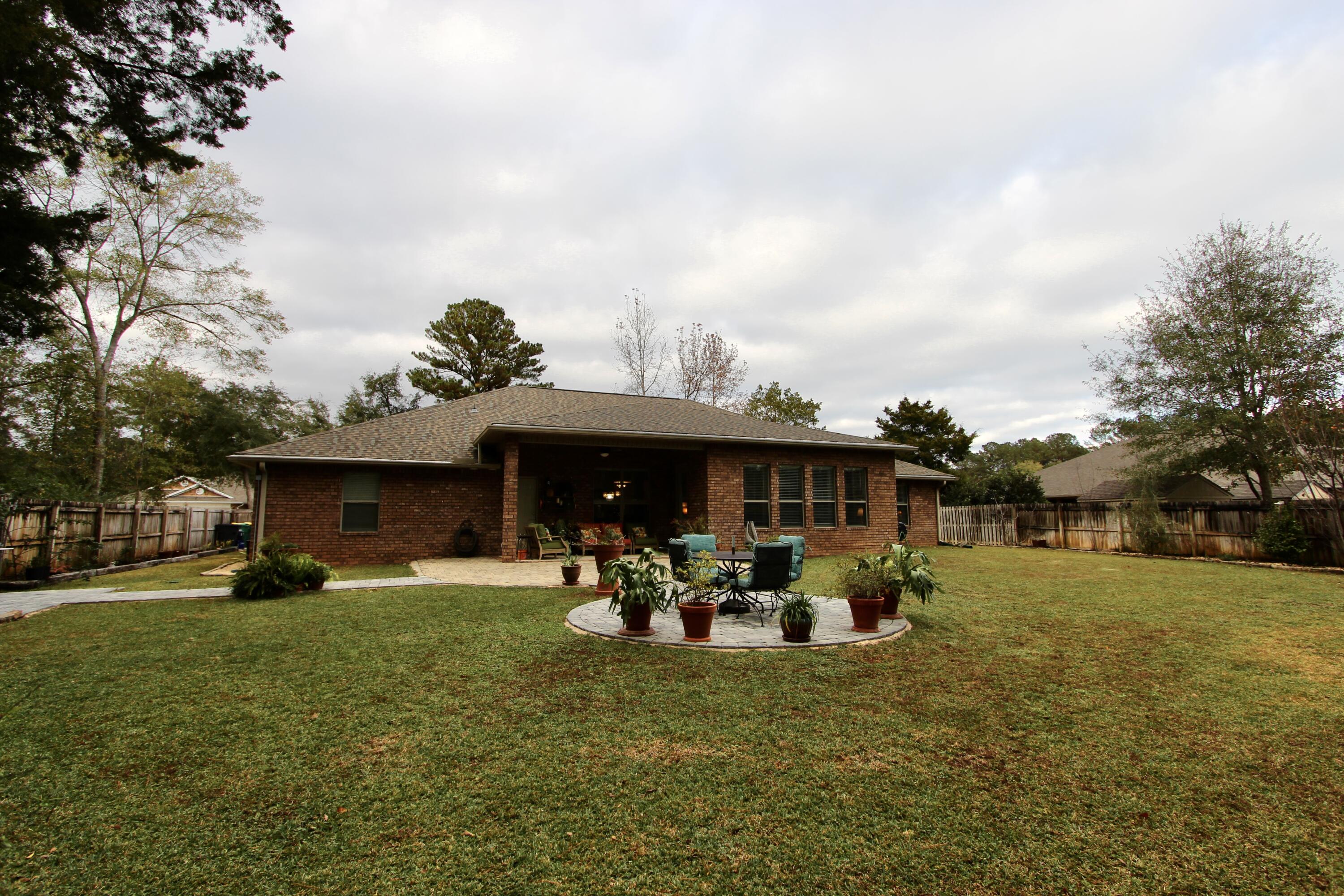 WINDMEADOWS - Residential