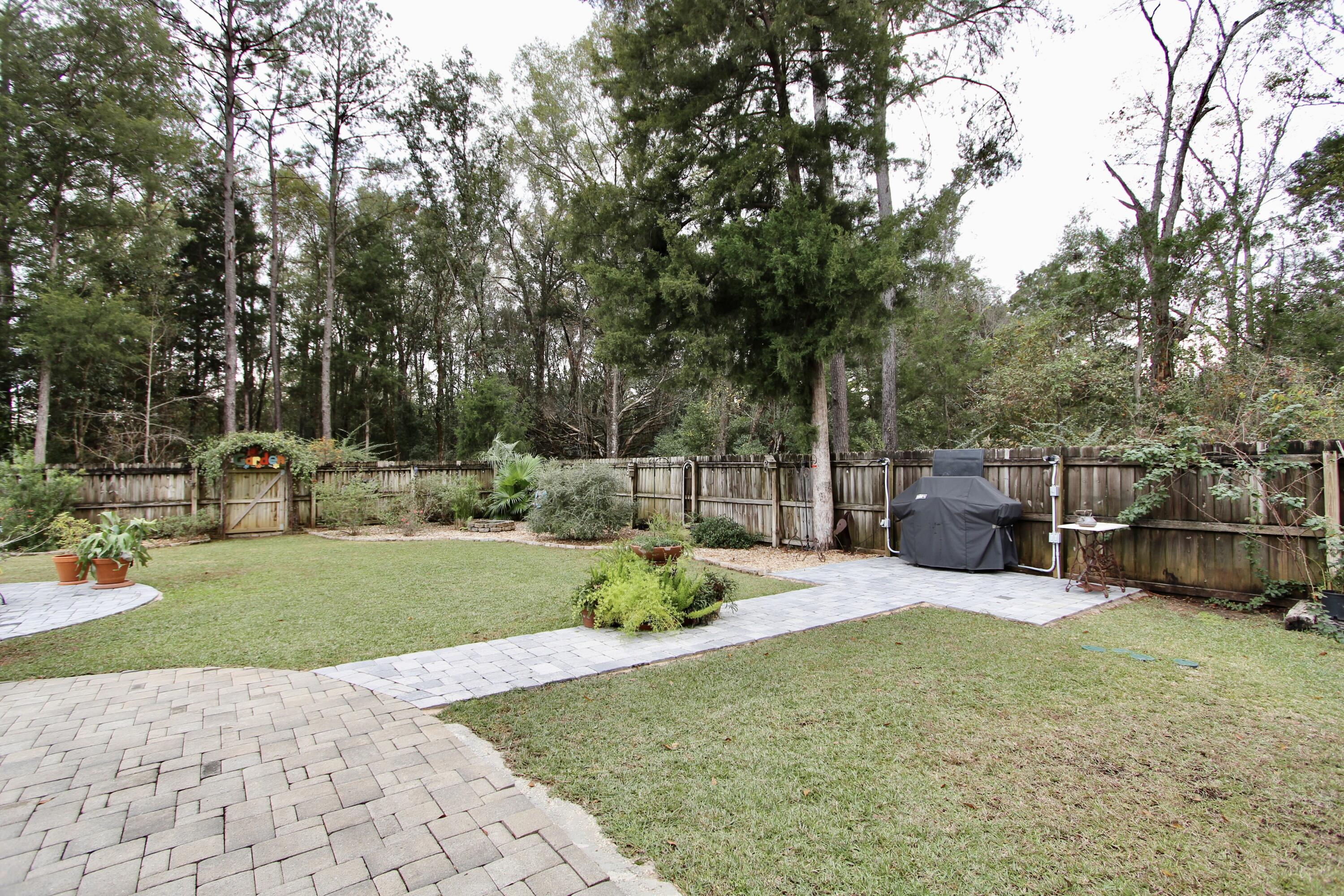 WINDMEADOWS - Residential