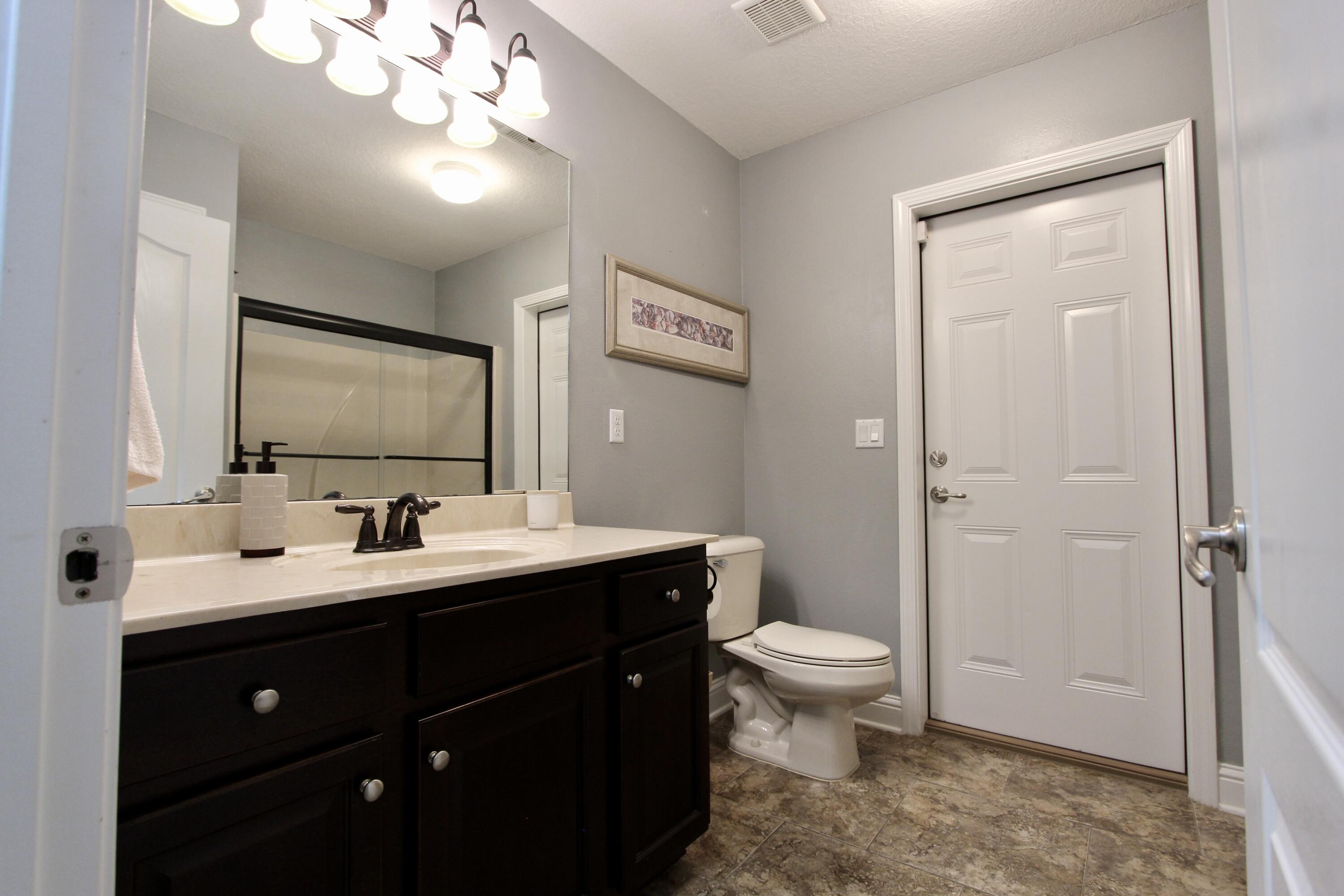 WINDMEADOWS - Residential