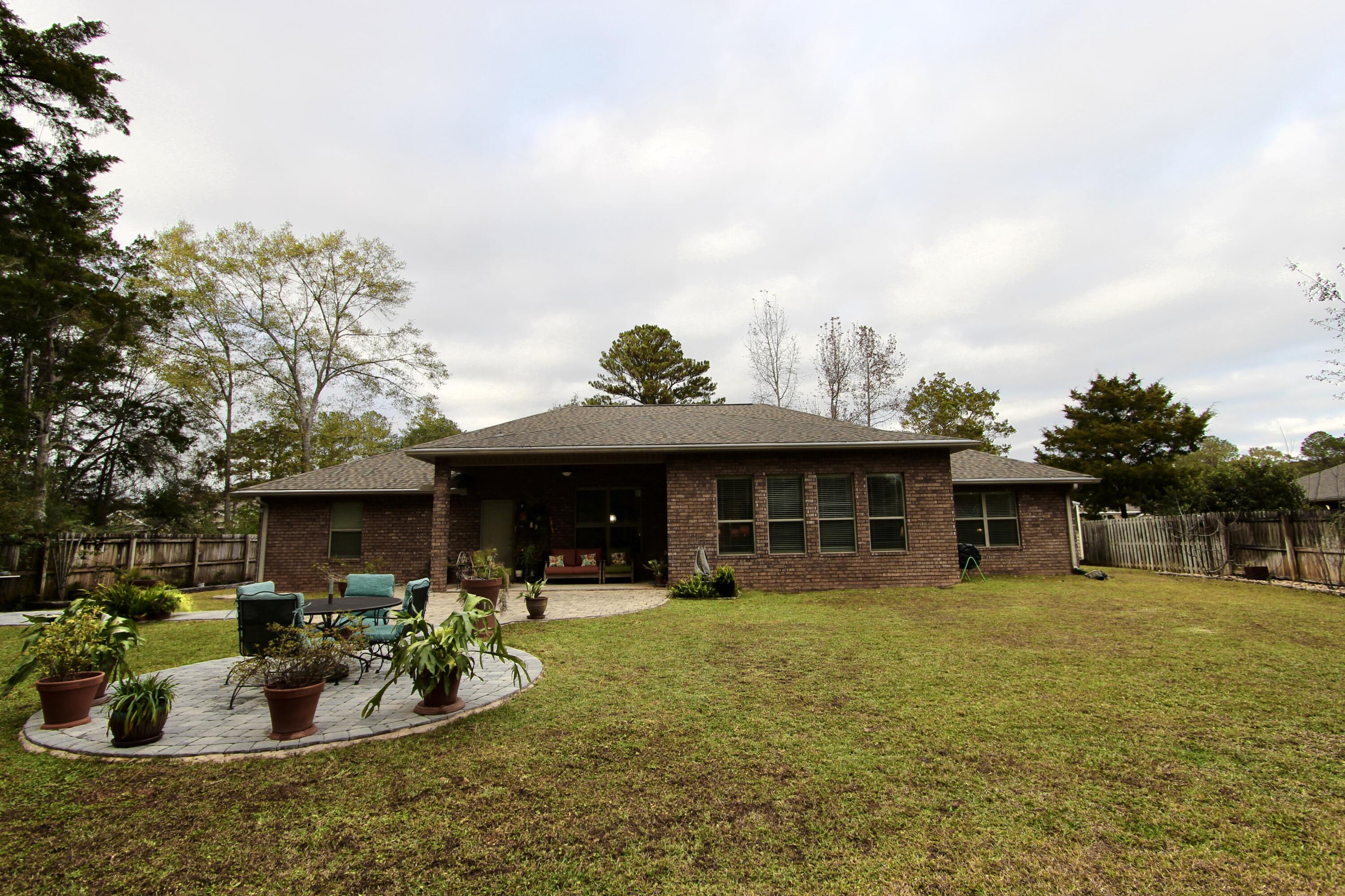 WINDMEADOWS - Residential