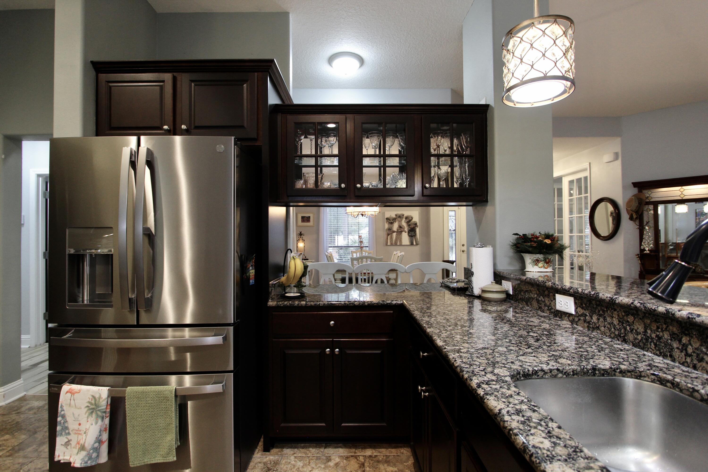 WINDMEADOWS - Residential