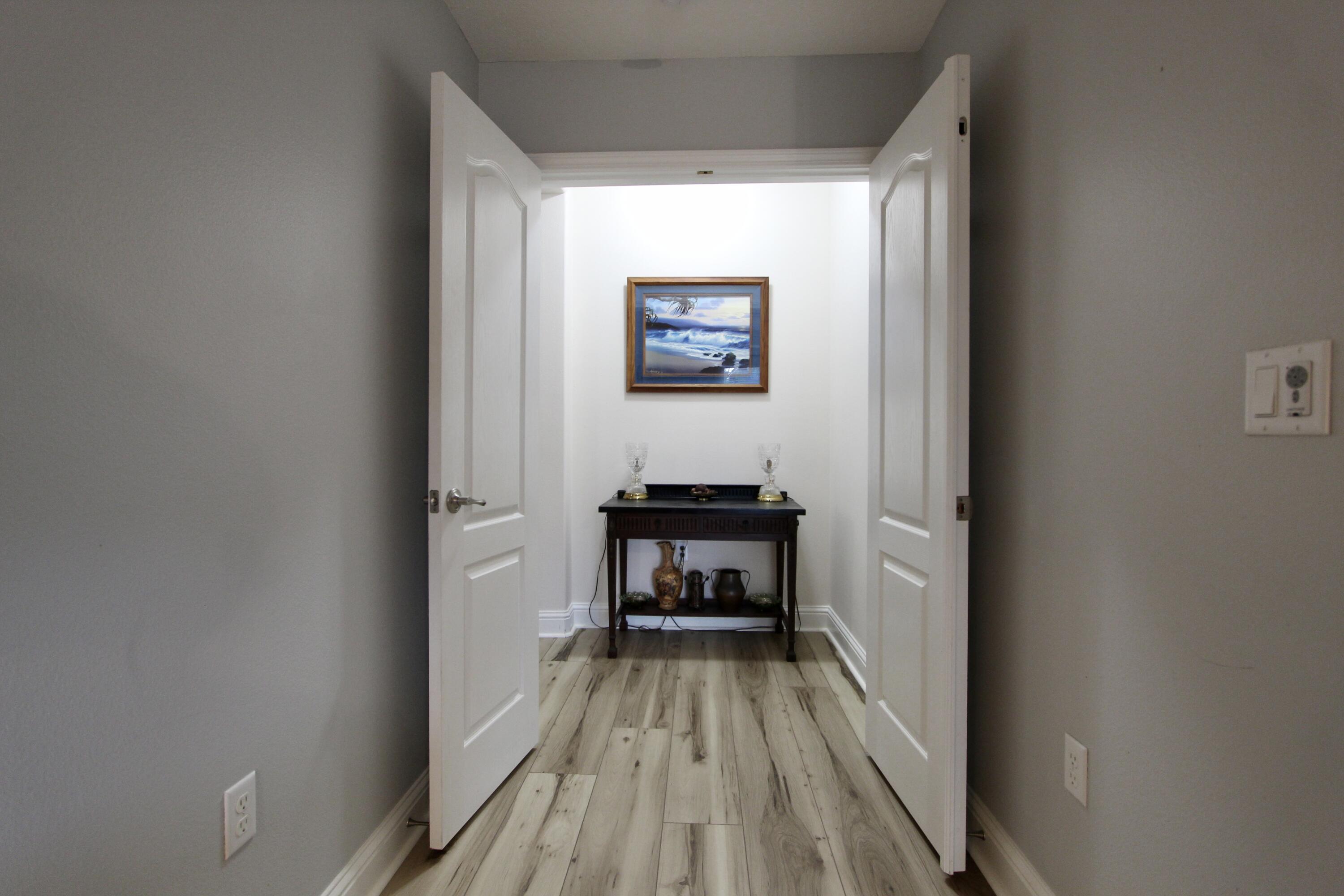 WINDMEADOWS - Residential