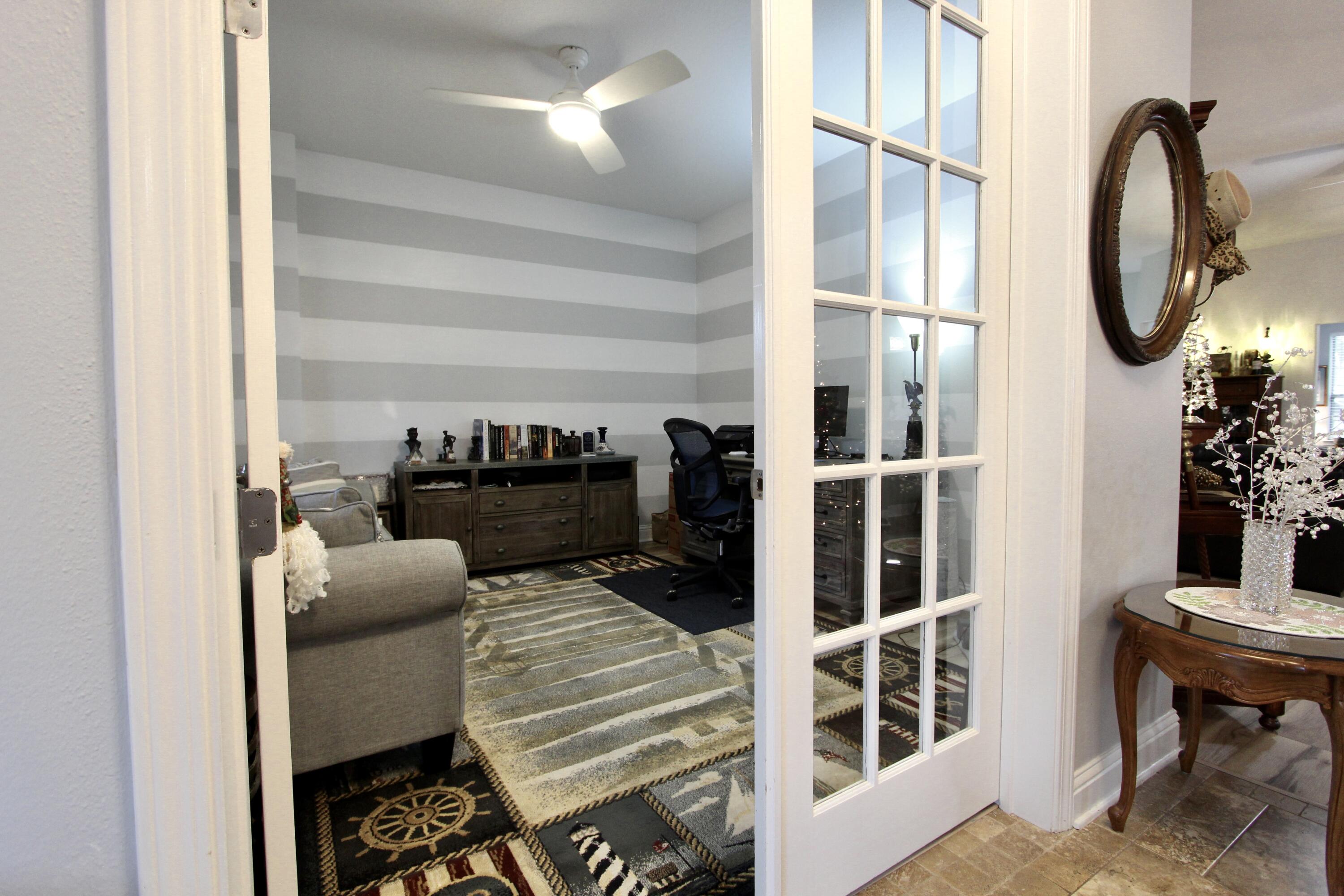 WINDMEADOWS - Residential