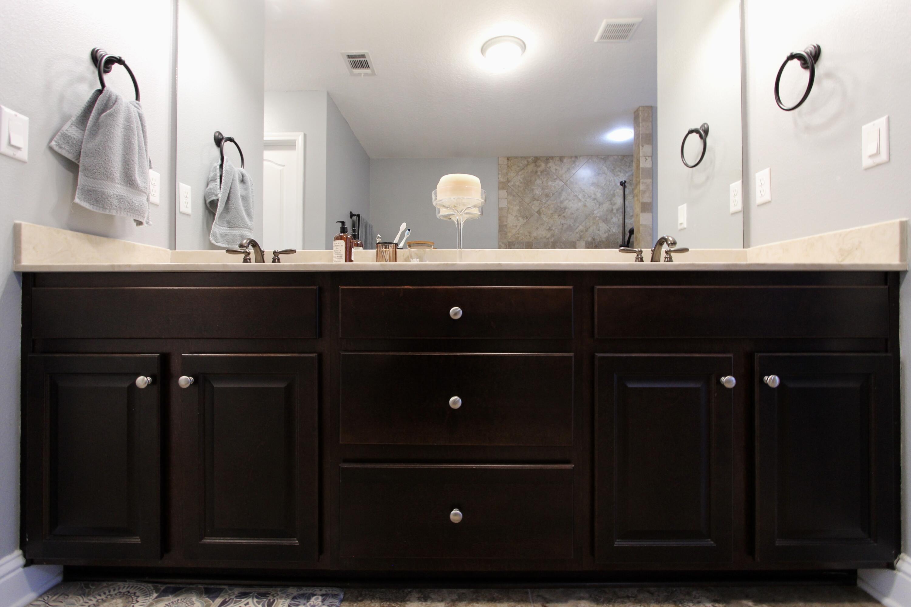 WINDMEADOWS - Residential