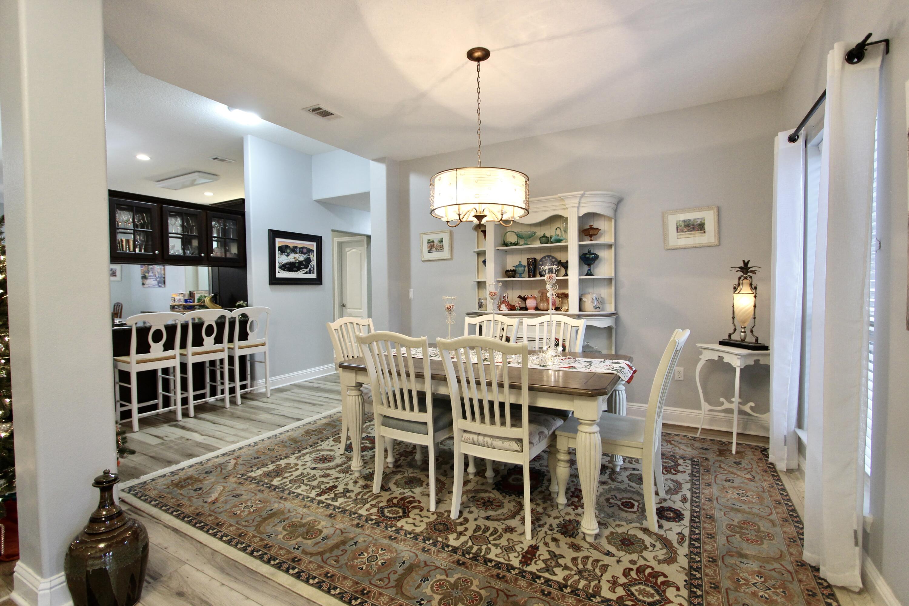 WINDMEADOWS - Residential