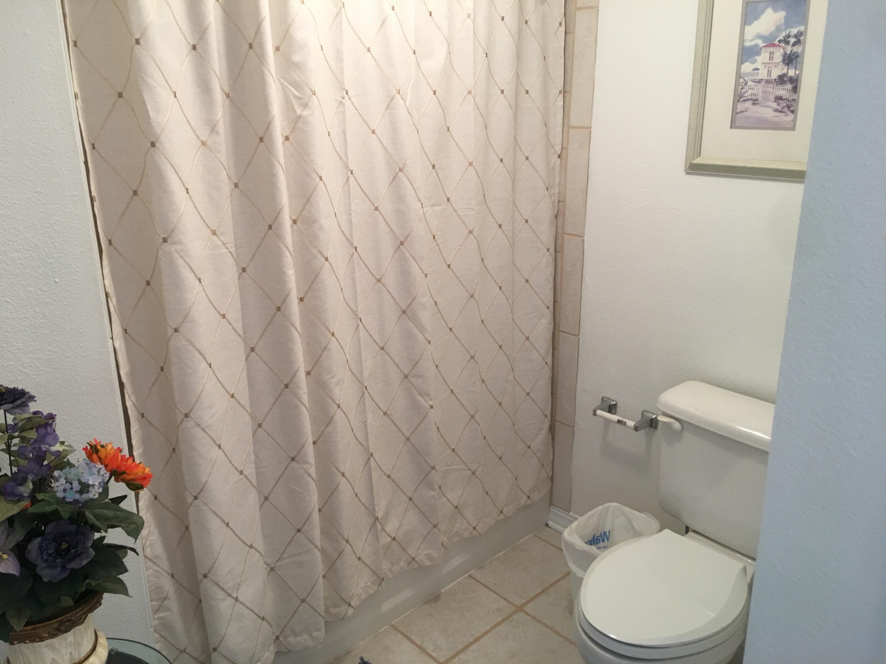 ISLAND PRINCESS - Residential