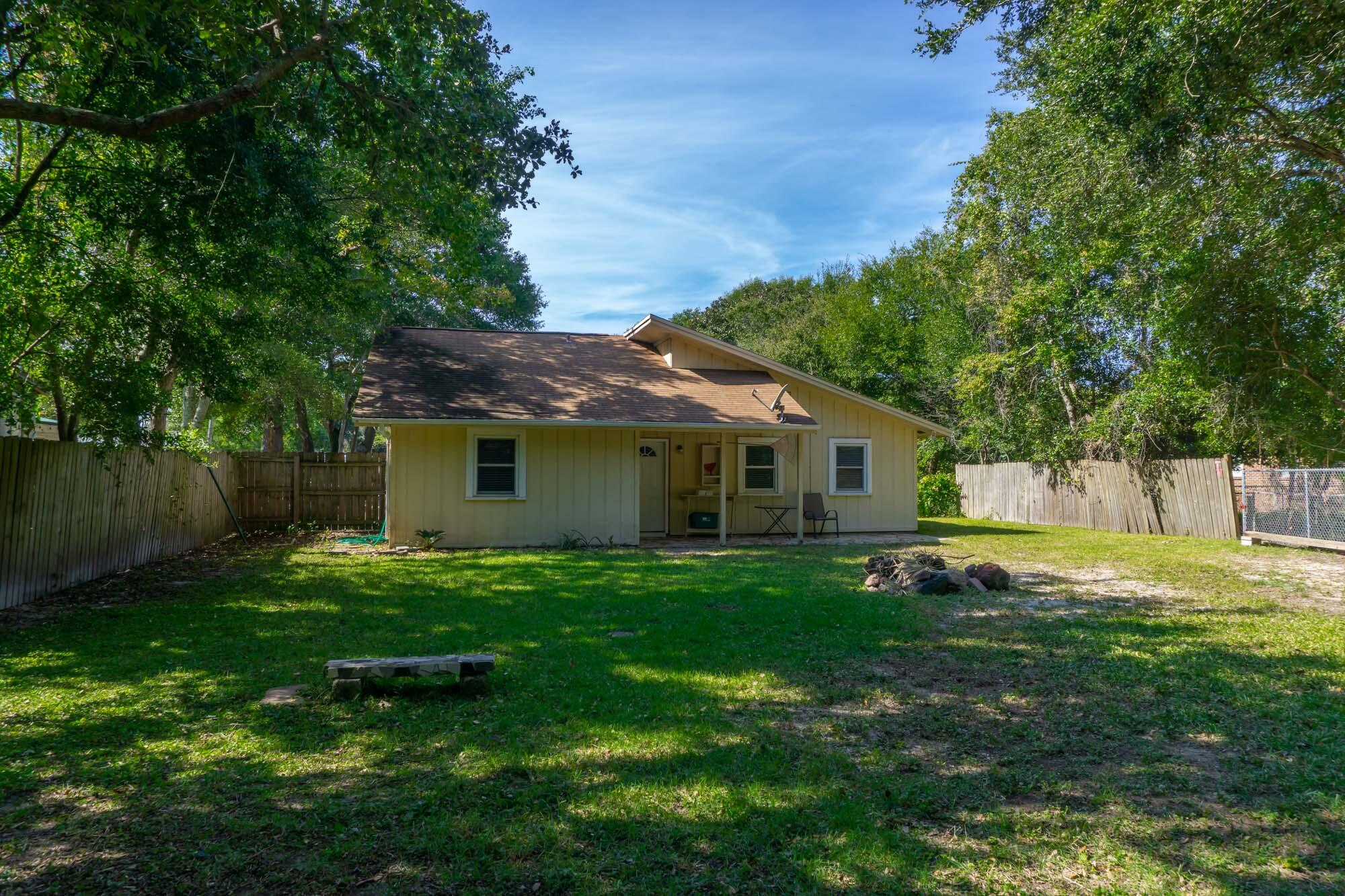 KELLYS 3RD ADDN TO DESTIN - Residential