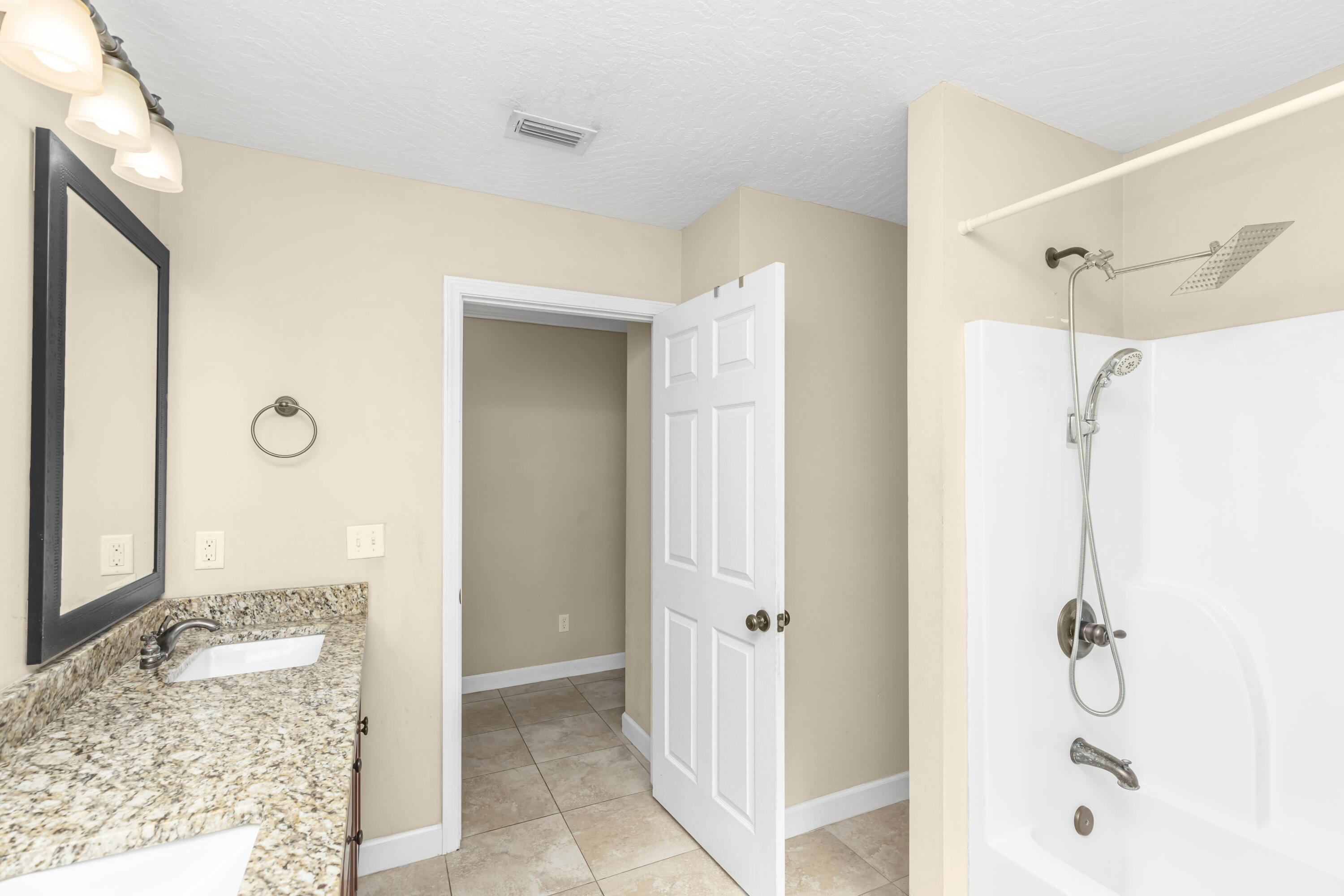 OAKLAND ADDN - Residential Lease