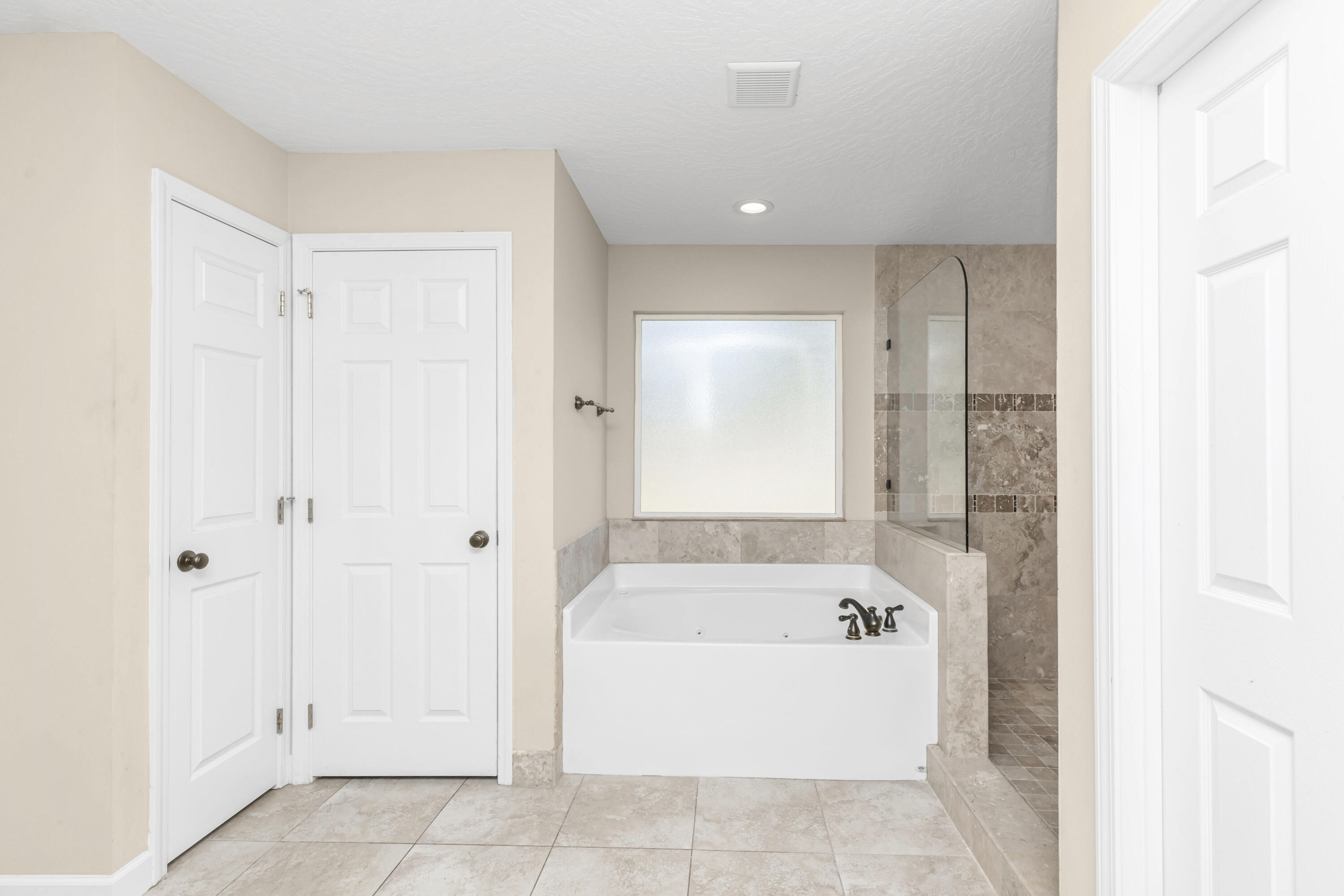 OAKLAND ADDN - Residential Lease