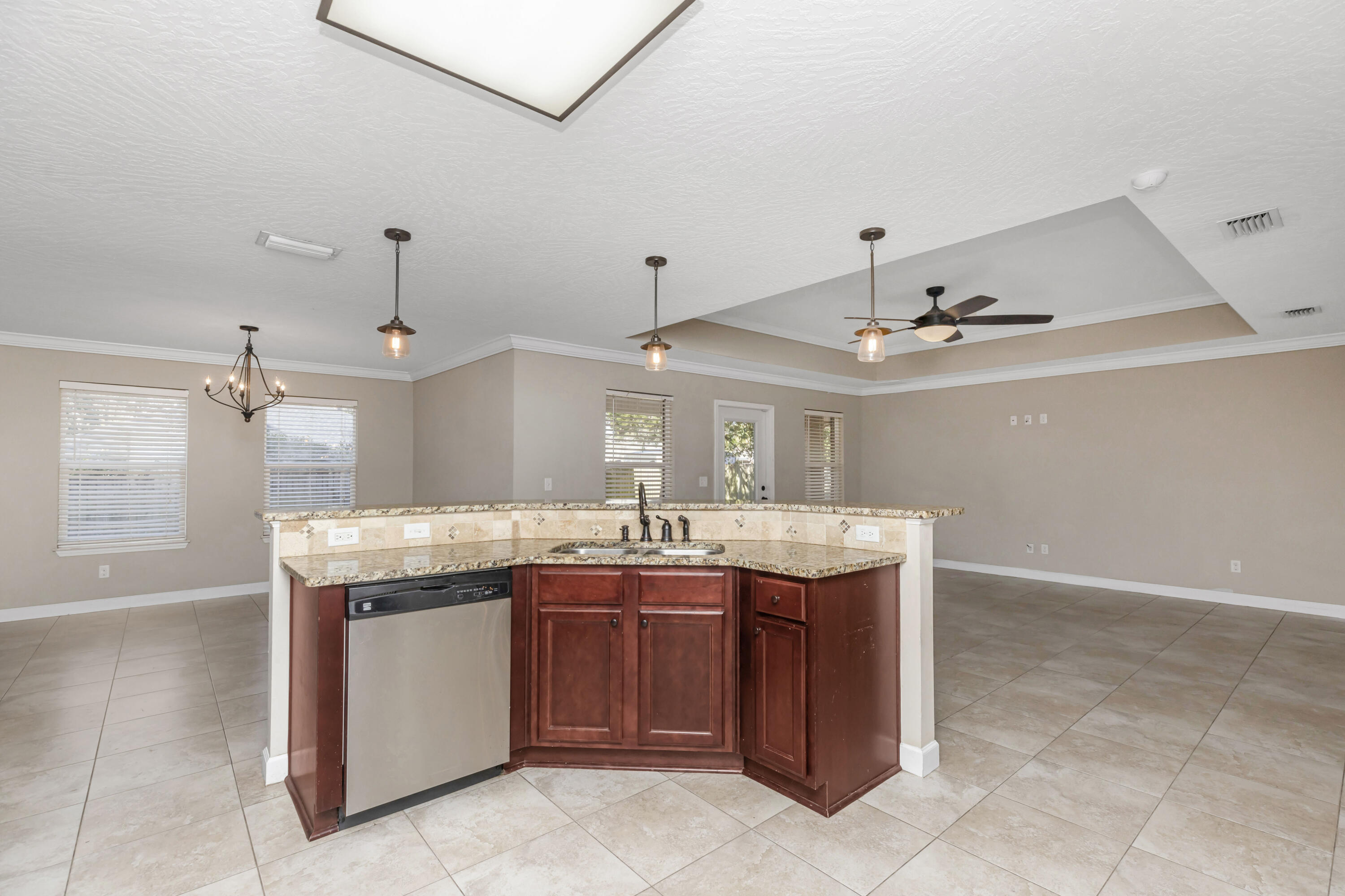 OAKLAND ADDN - Residential Lease