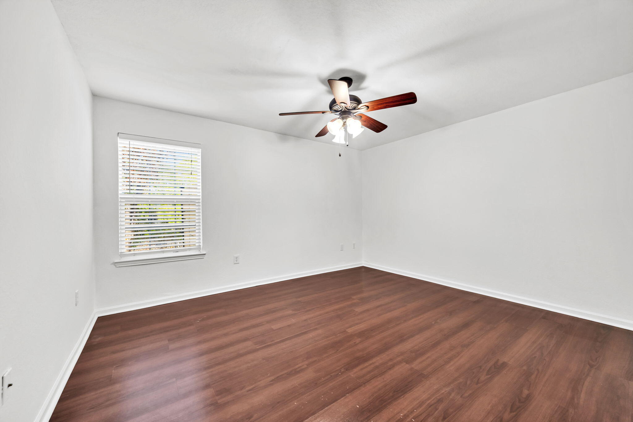 QUAIL LAKE - Residential