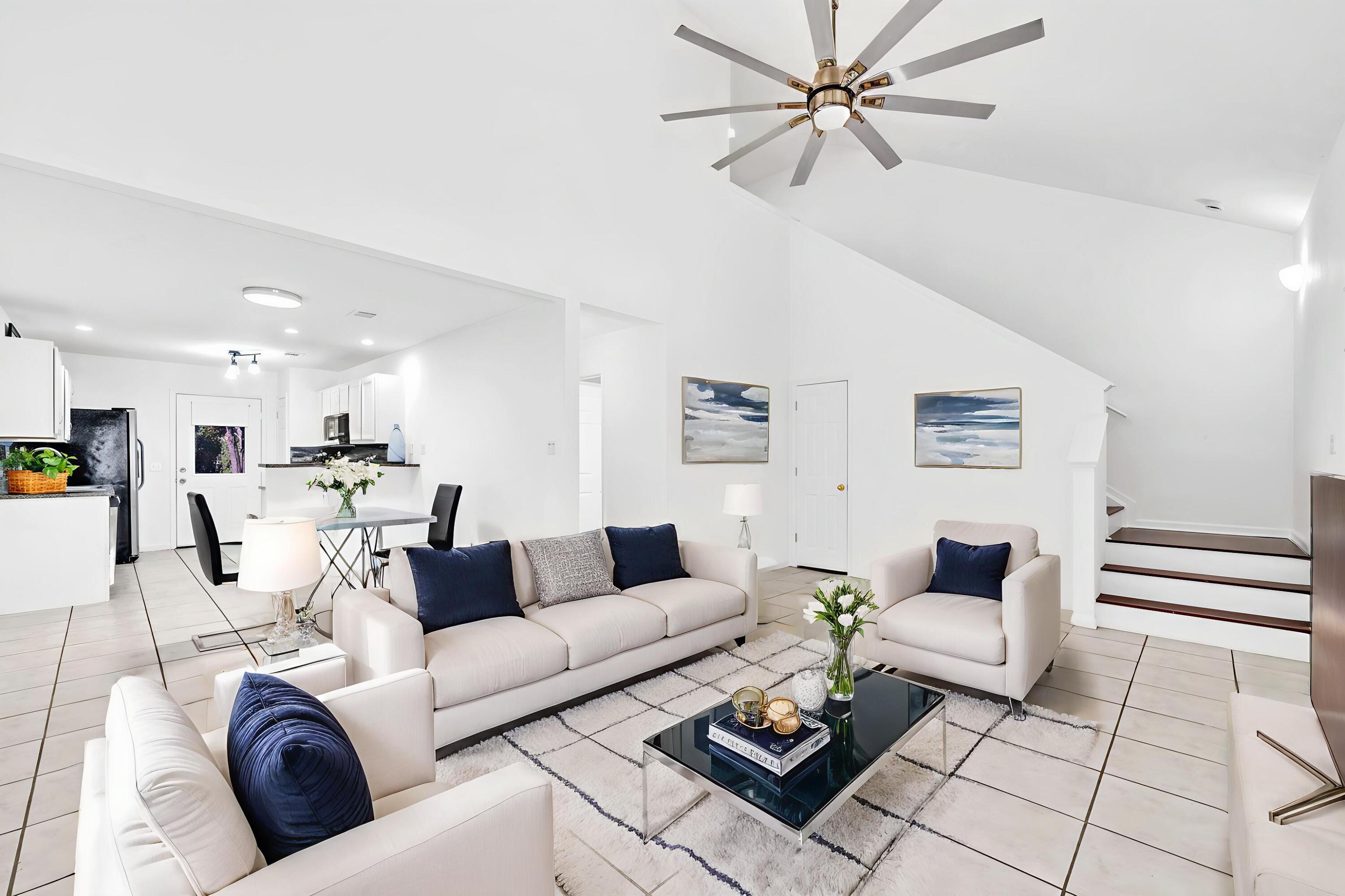 QUAIL LAKE - Residential