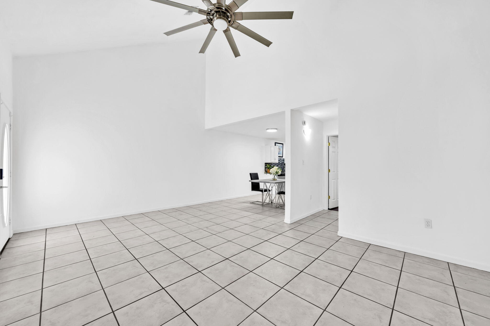 QUAIL LAKE - Residential