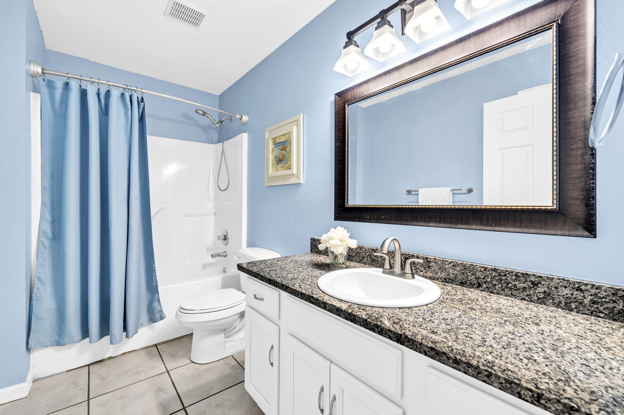 QUAIL LAKE - Residential