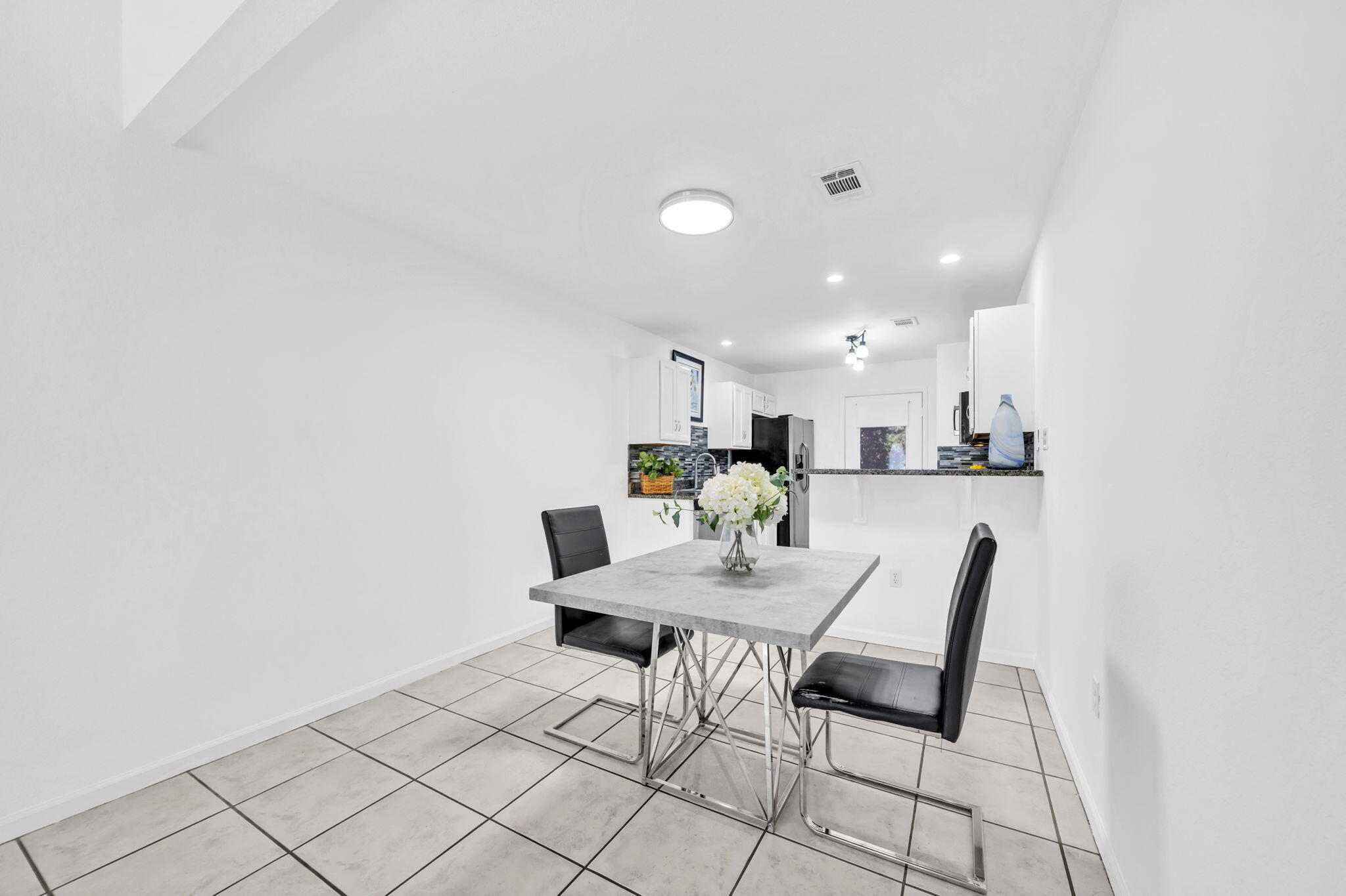 QUAIL LAKE - Residential