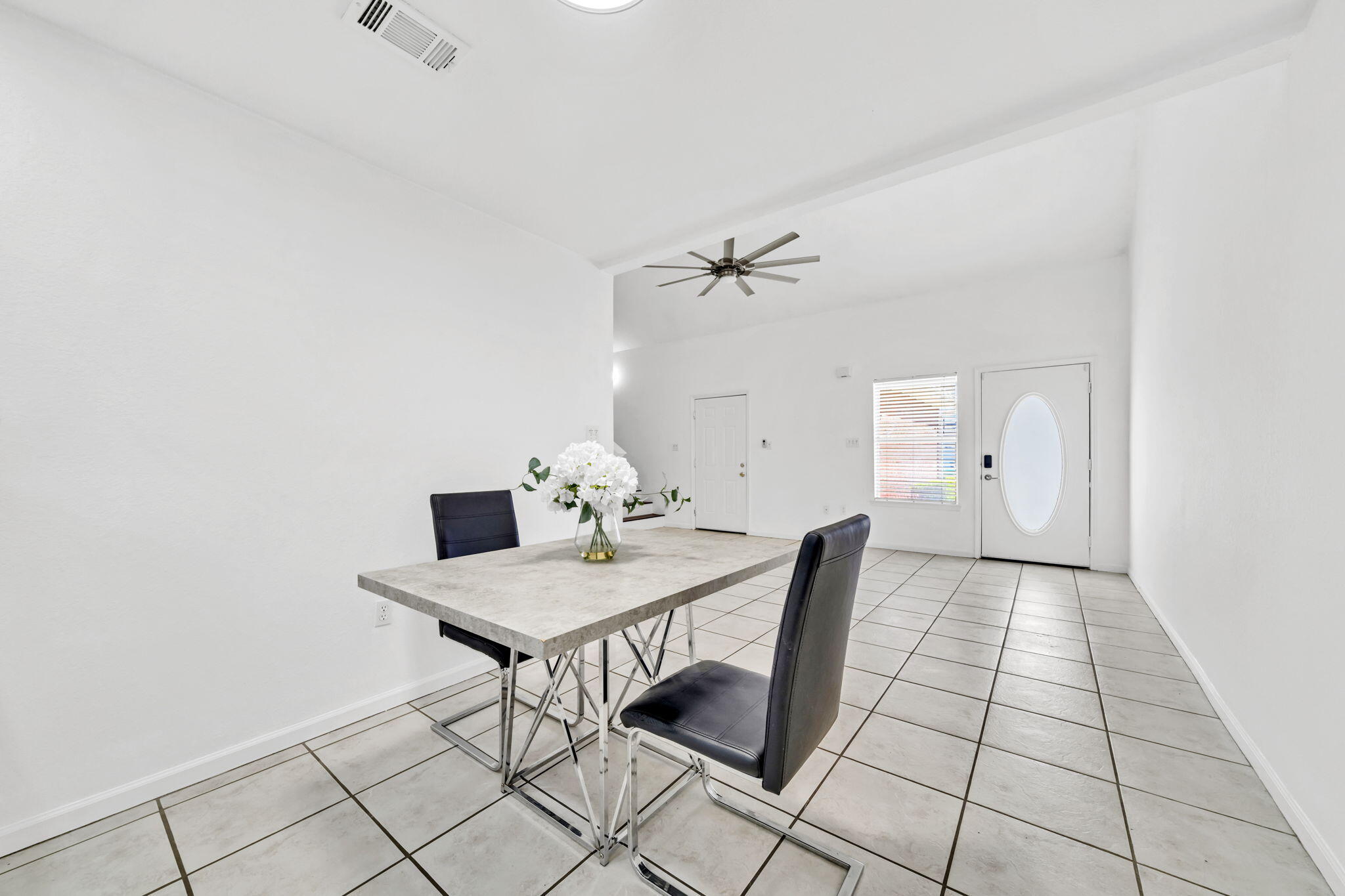 QUAIL LAKE - Residential