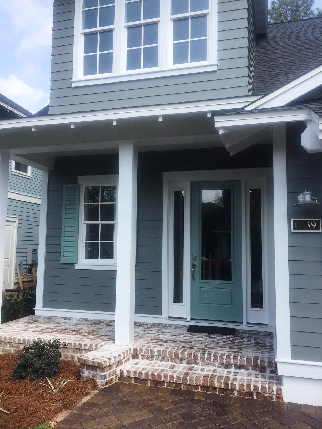 CARSON OAKS - Residential