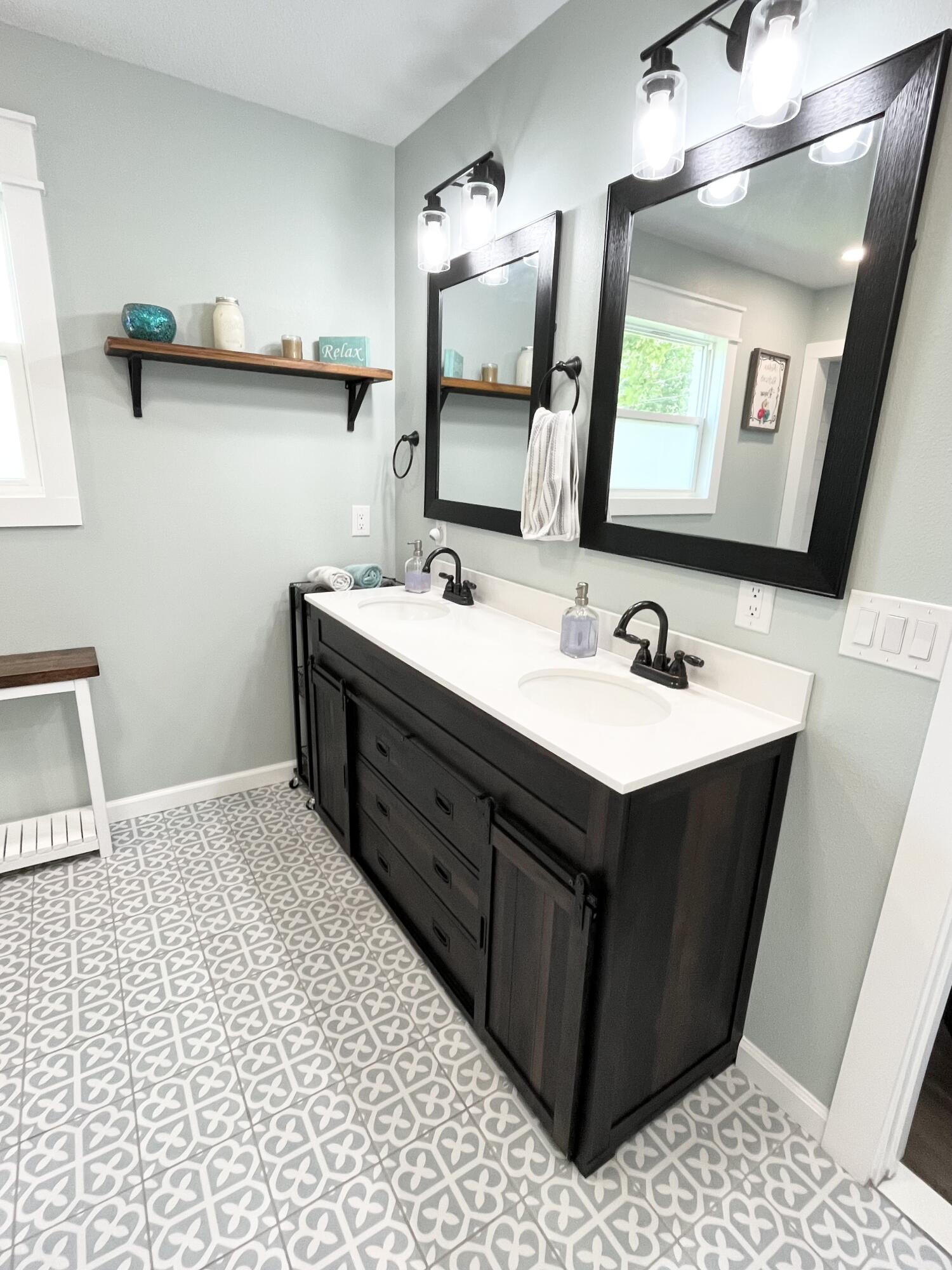 Country Club Estates 1ST Add Kenwood - Residential
