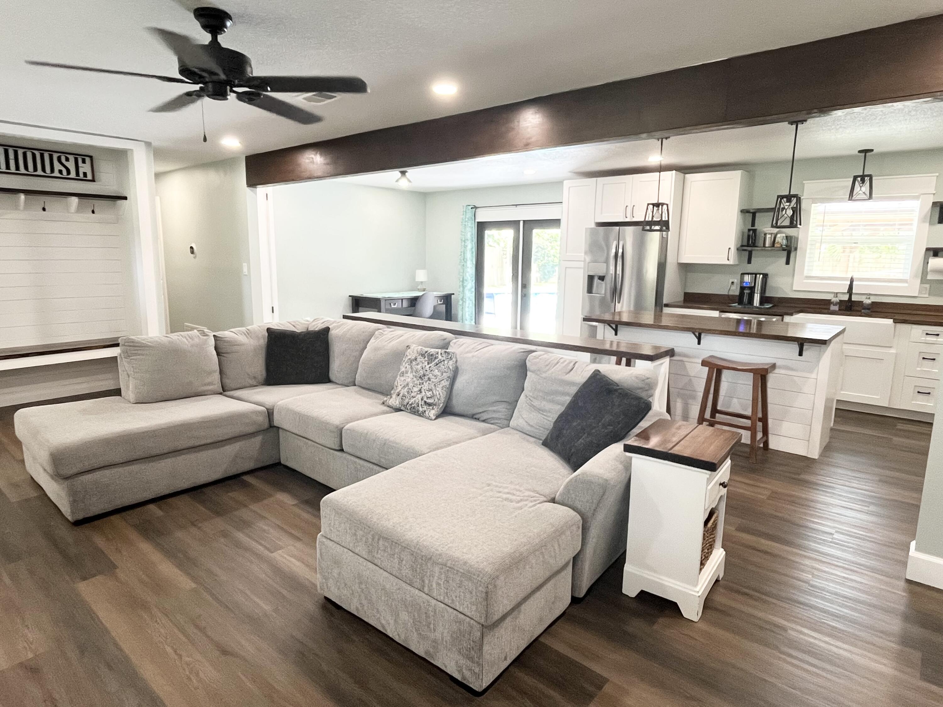 Country Club Estates 1ST Add Kenwood - Residential