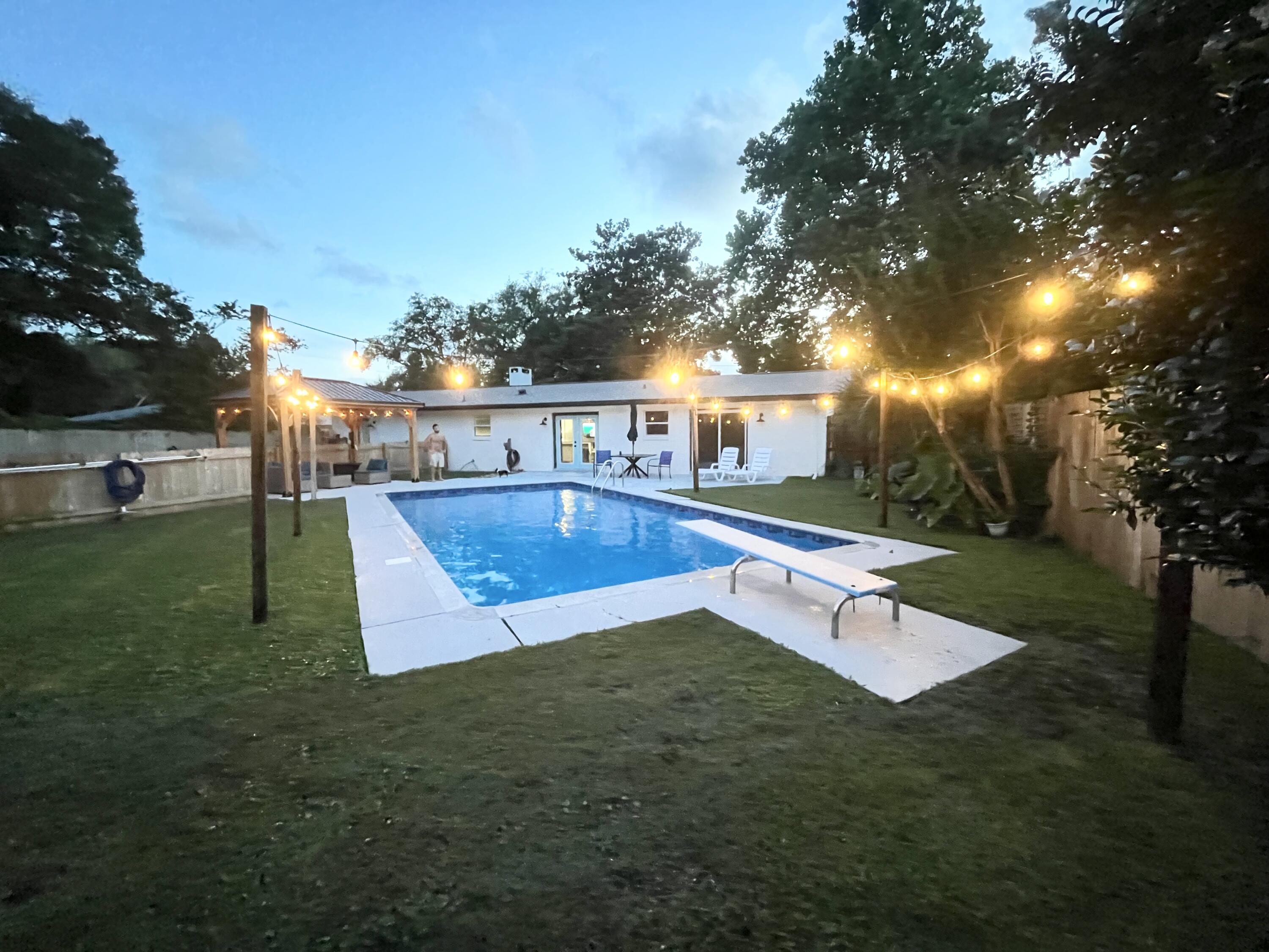 Country Club Estates 1ST Add Kenwood - Residential