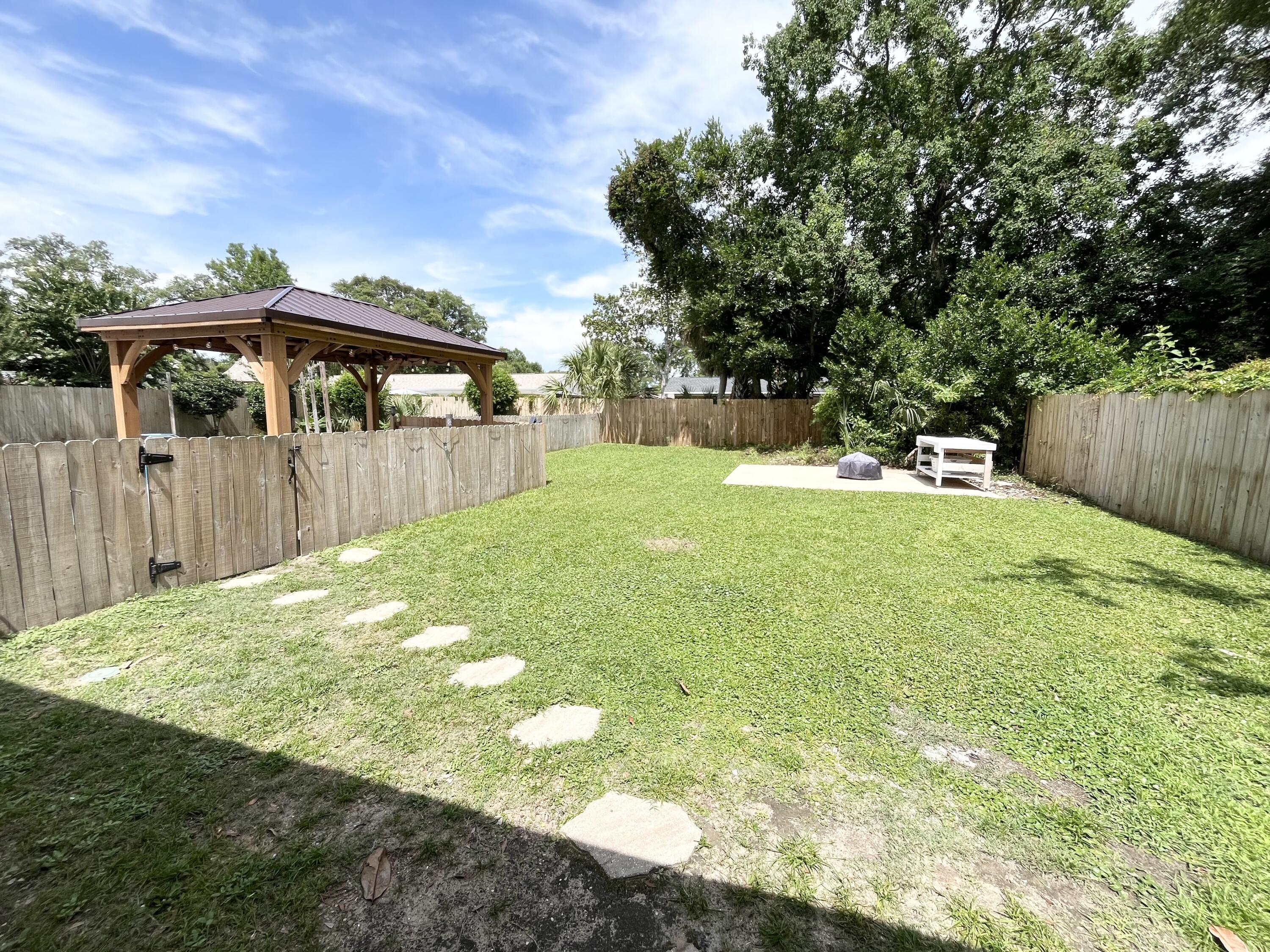 Country Club Estates 1ST Add Kenwood - Residential