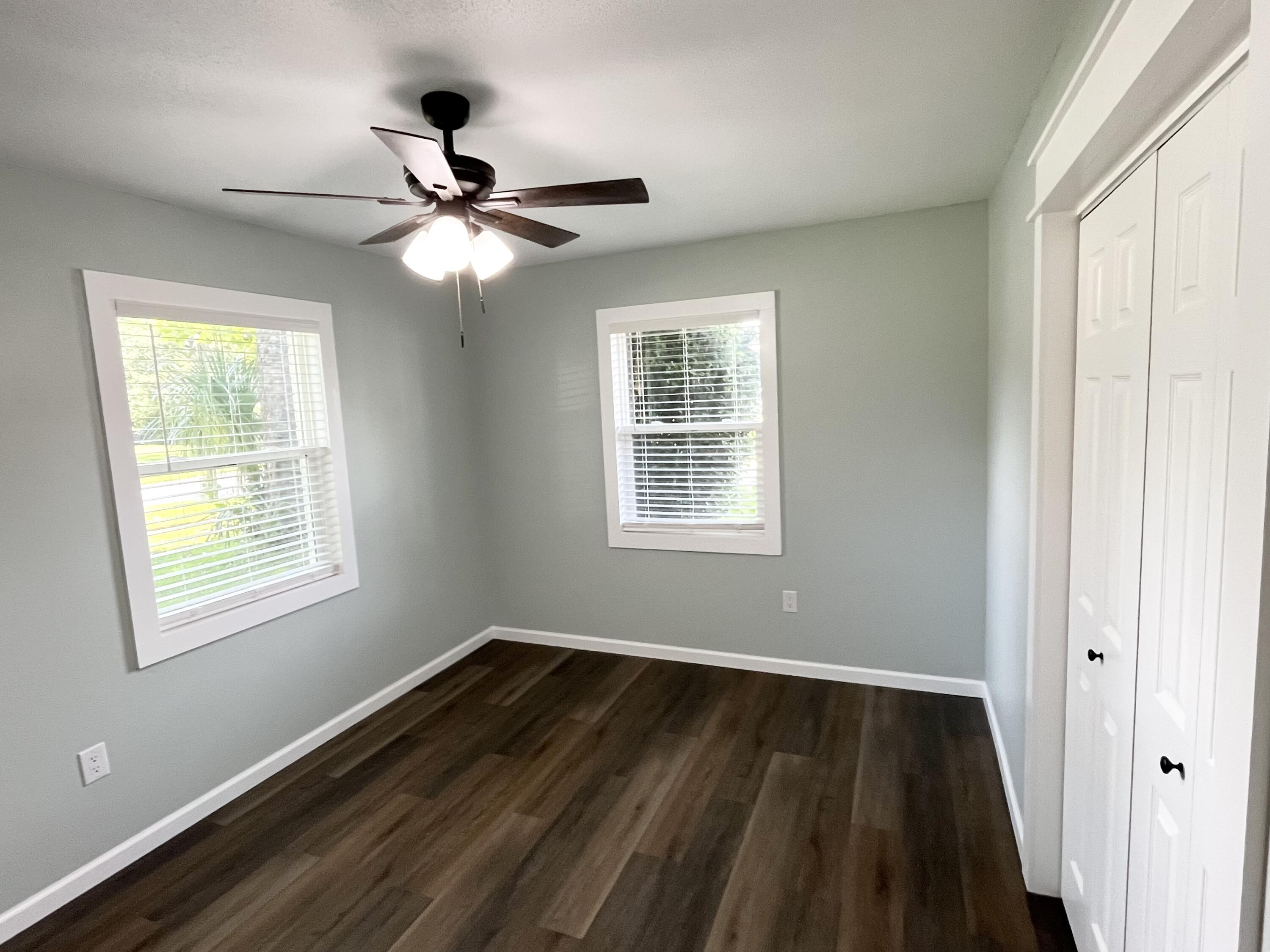 Country Club Estates 1ST Add Kenwood - Residential