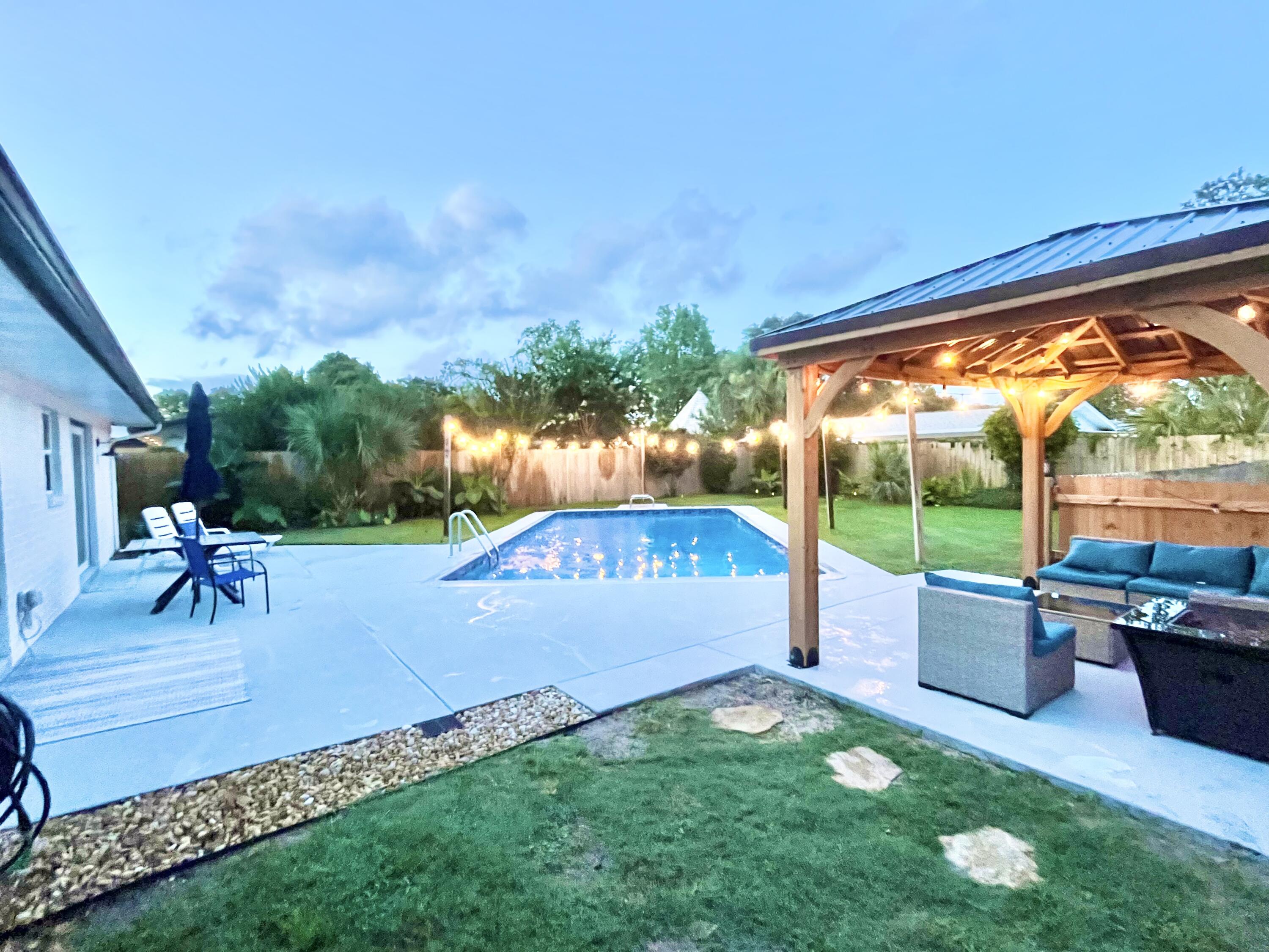 Country Club Estates 1ST Add Kenwood - Residential