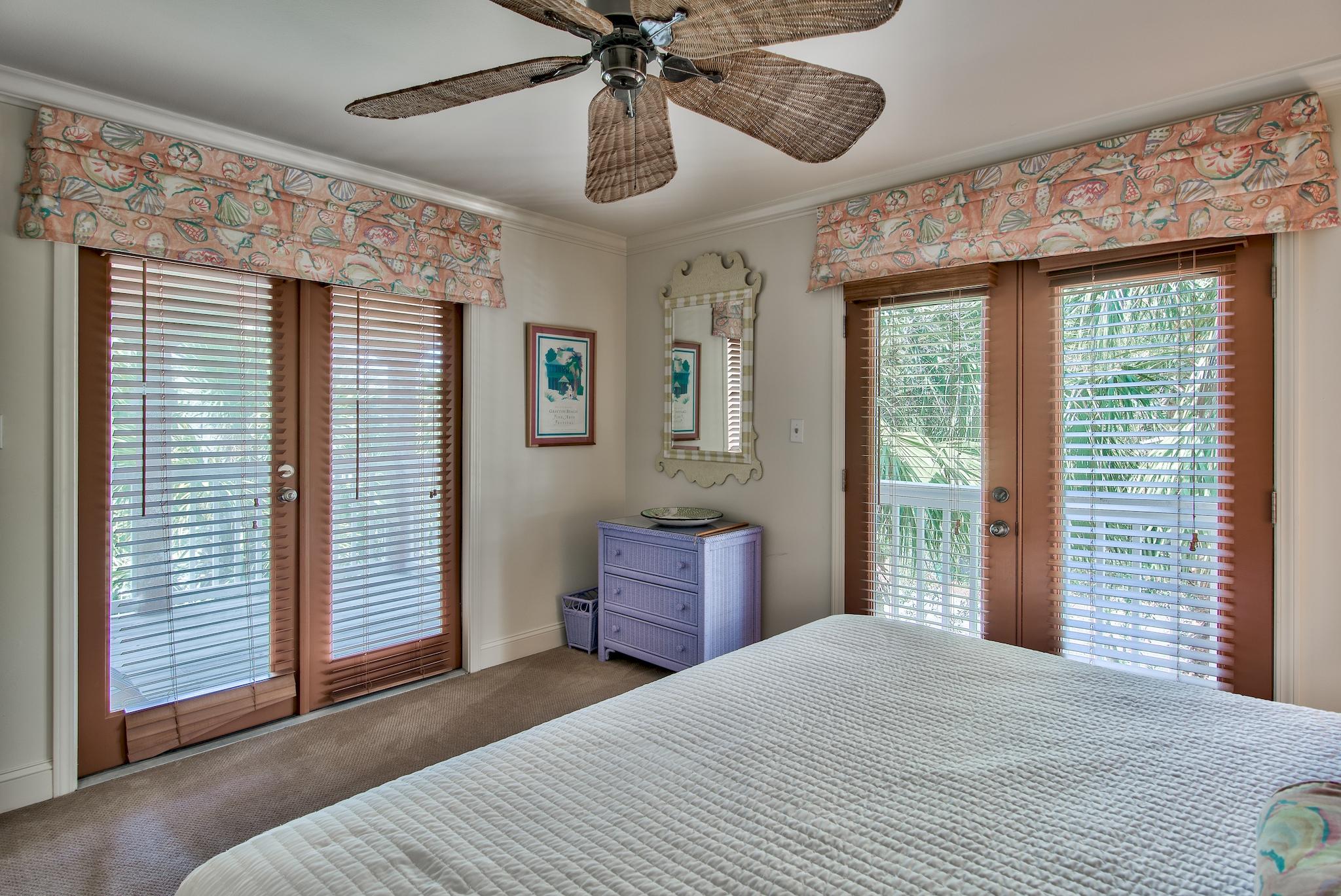 SEA WALK - Residential