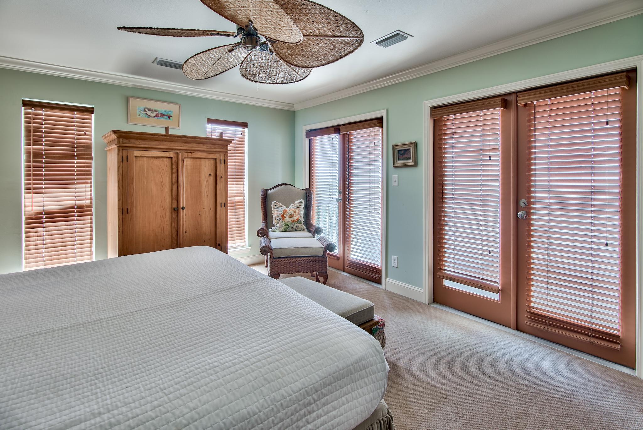 SEA WALK - Residential