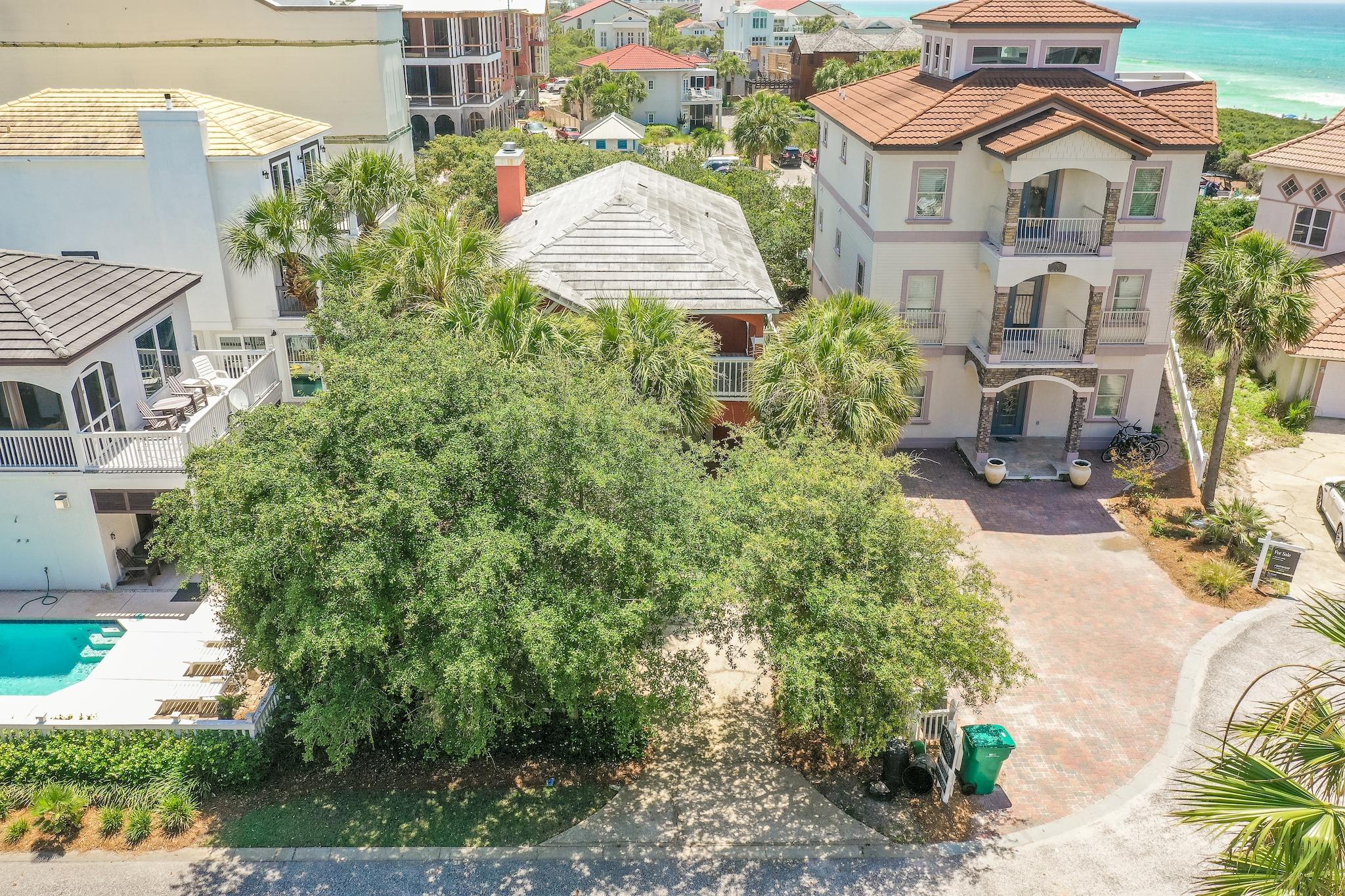 SEA WALK - Residential