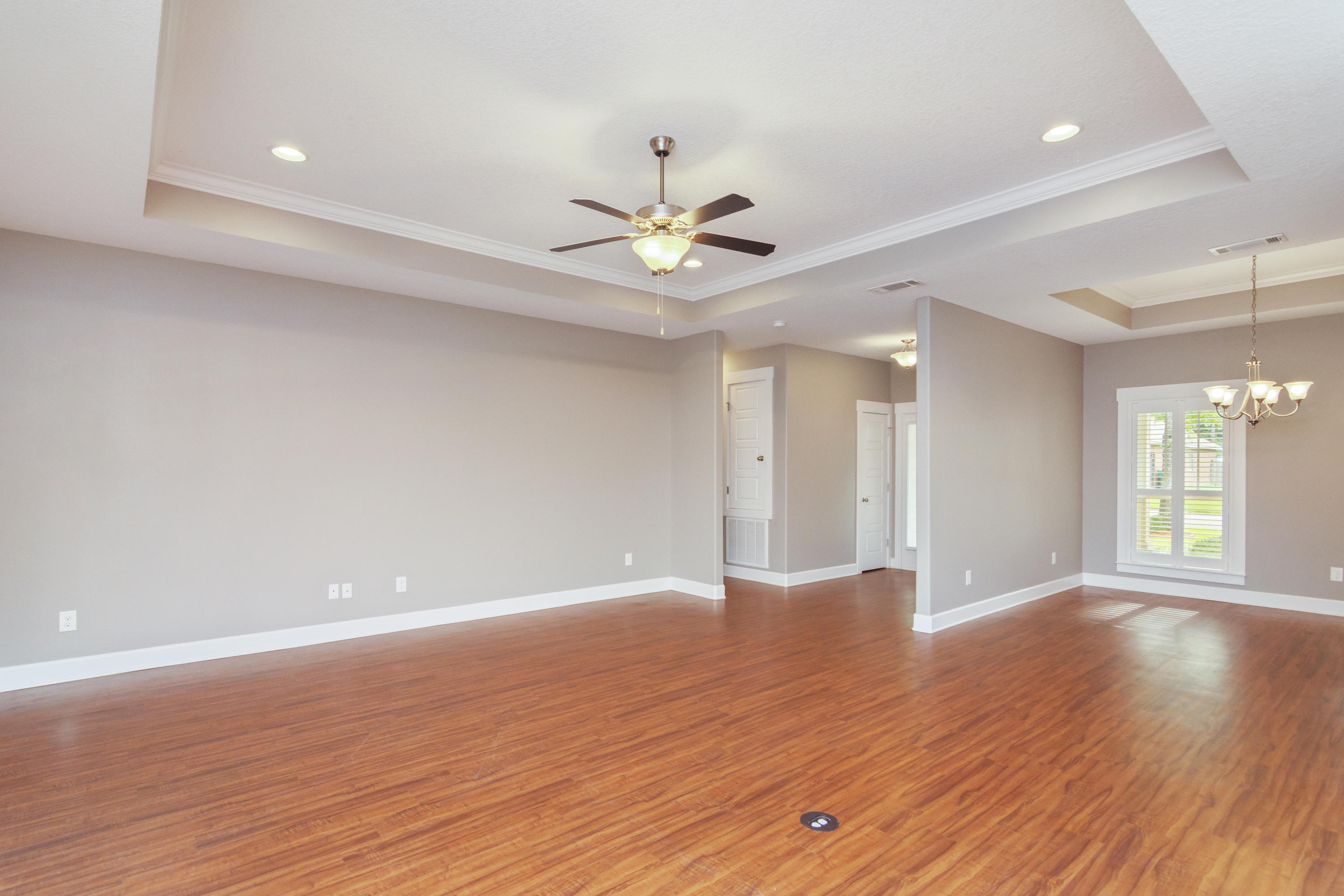 ZACHARY ESTATES - Residential