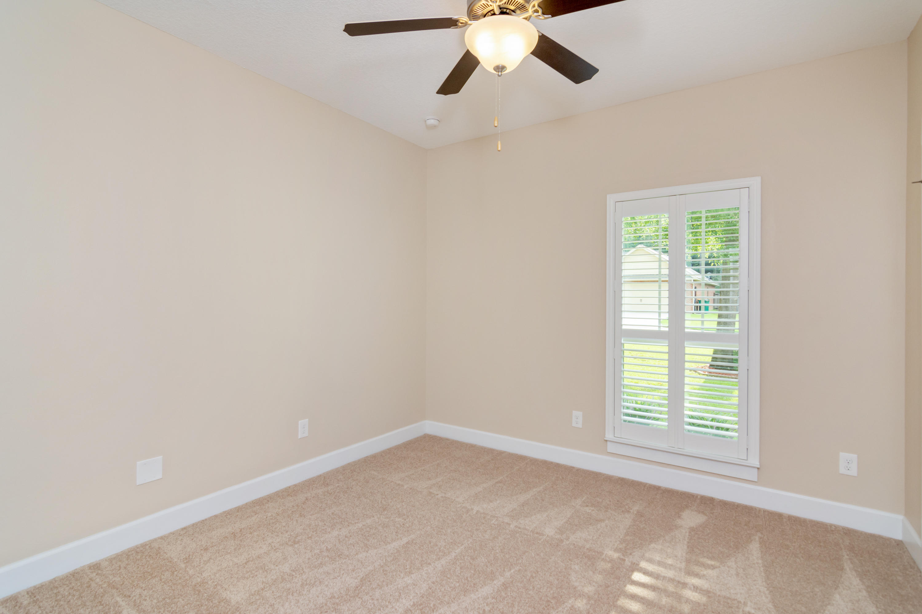 ZACHARY ESTATES - Residential