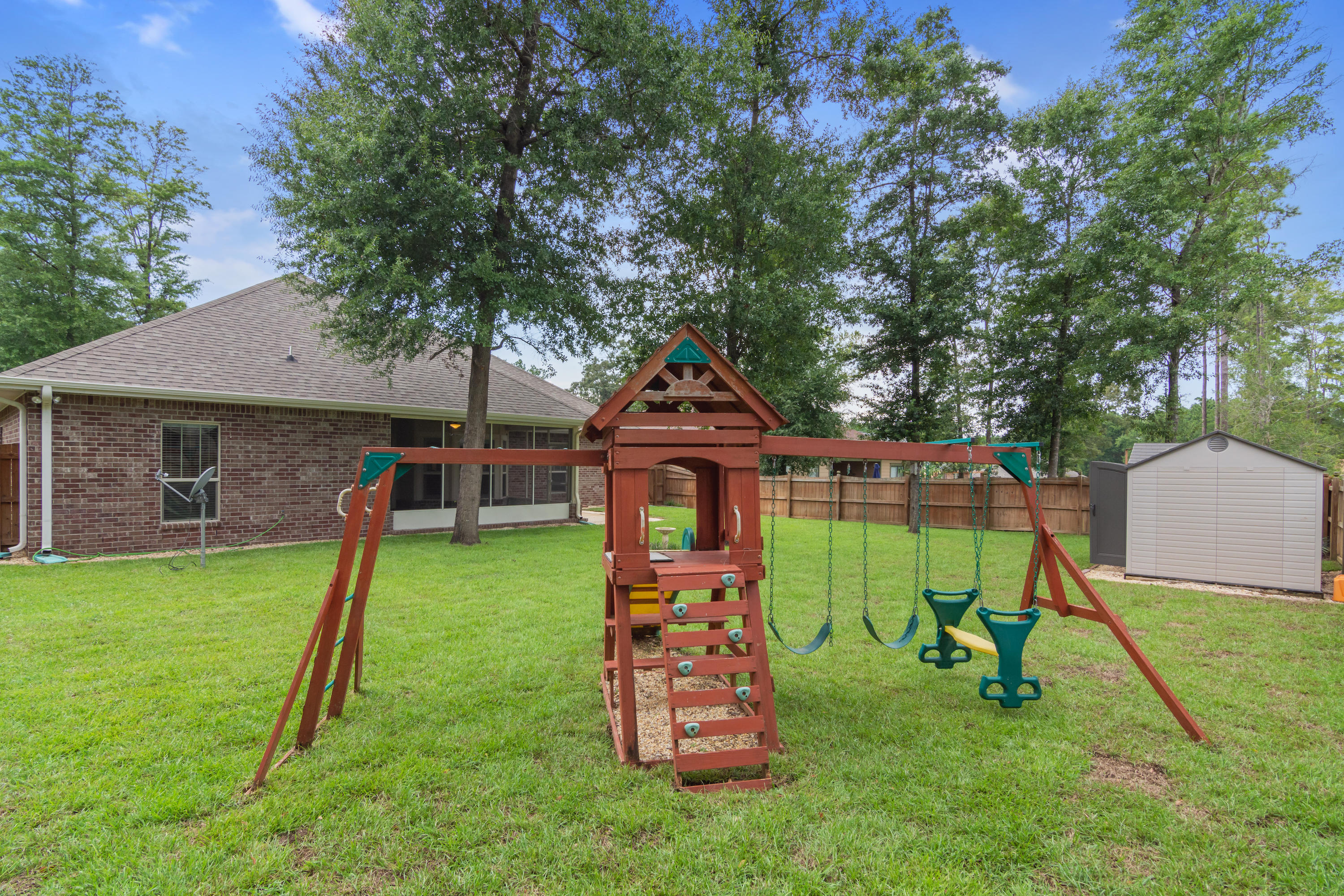 ZACHARY ESTATES - Residential