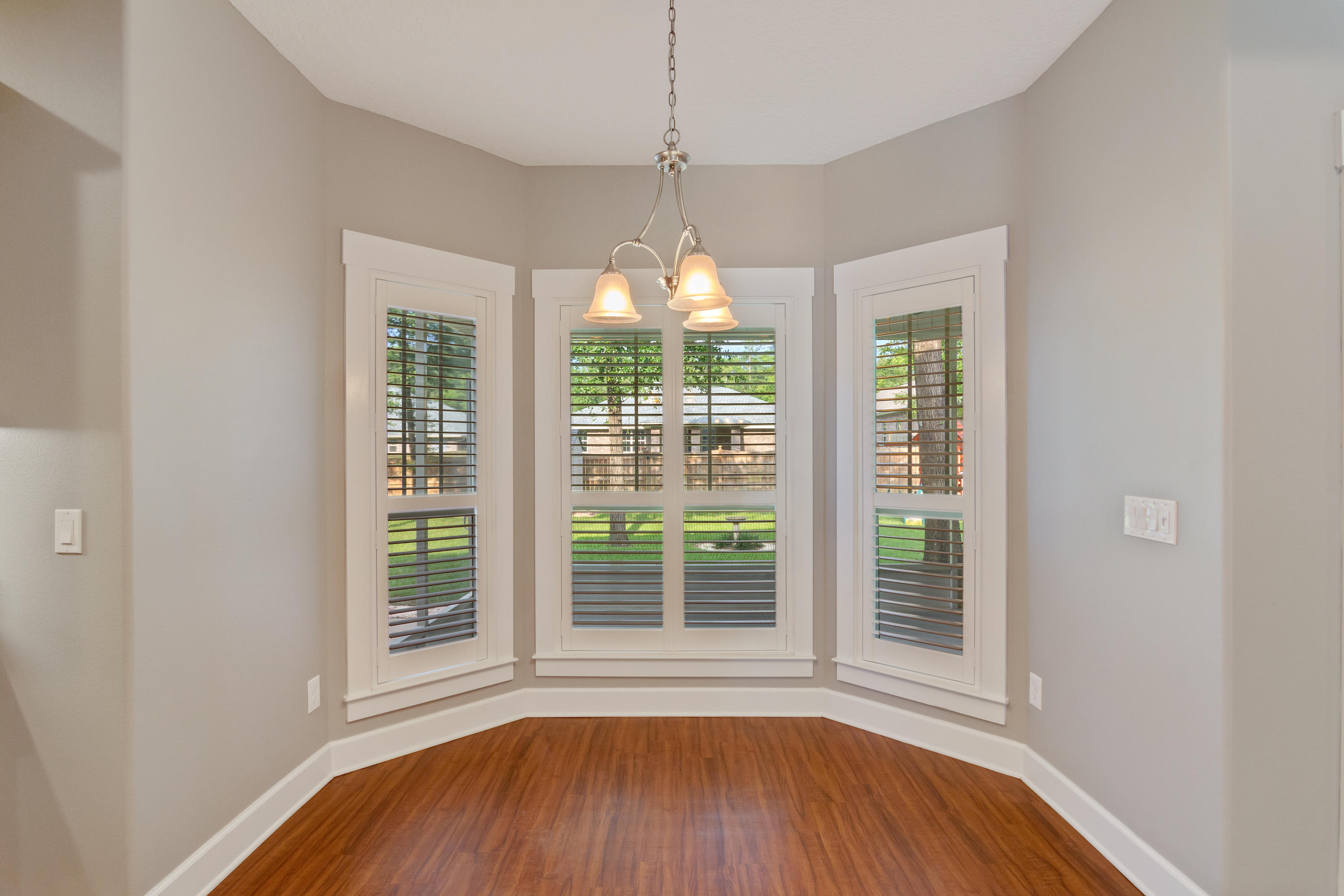 ZACHARY ESTATES - Residential