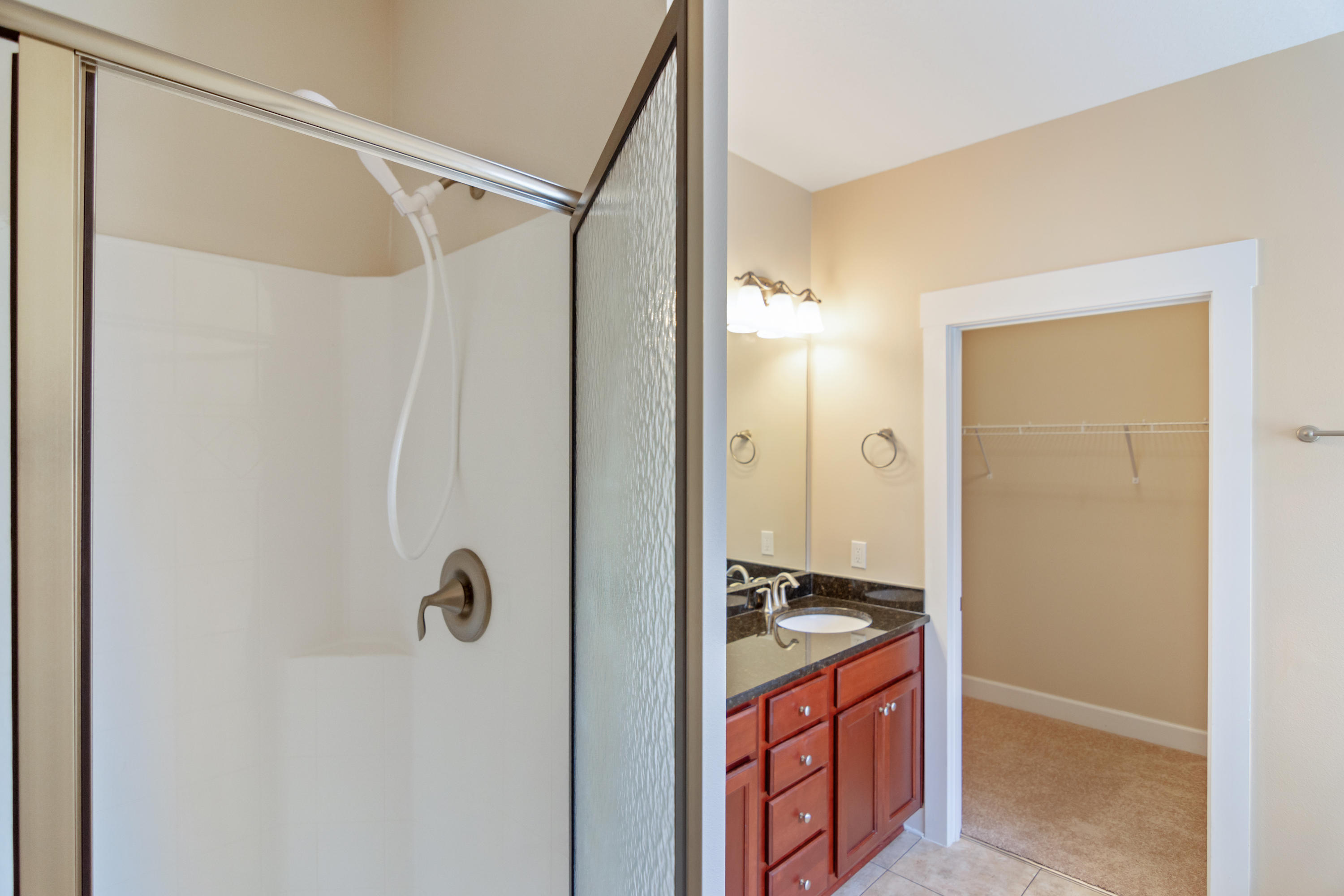 ZACHARY ESTATES - Residential