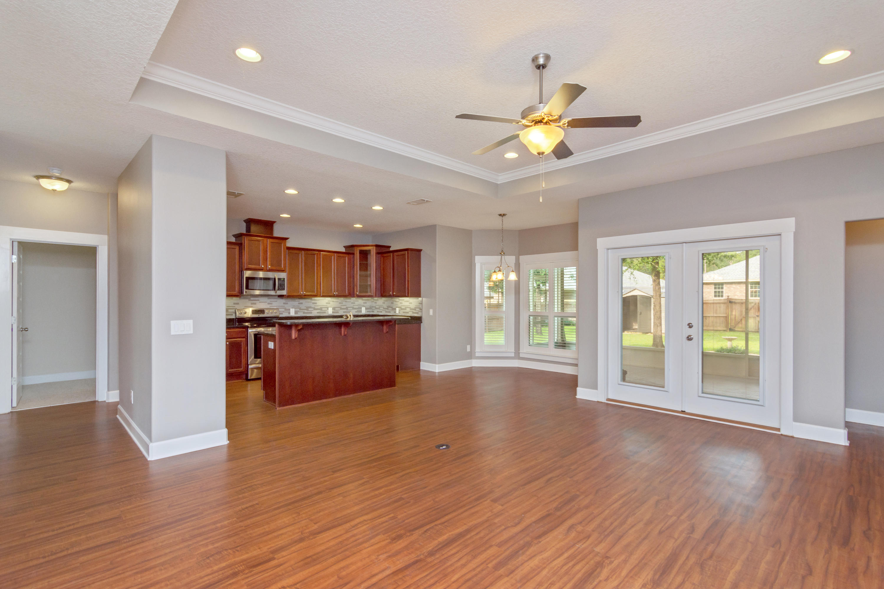 ZACHARY ESTATES - Residential