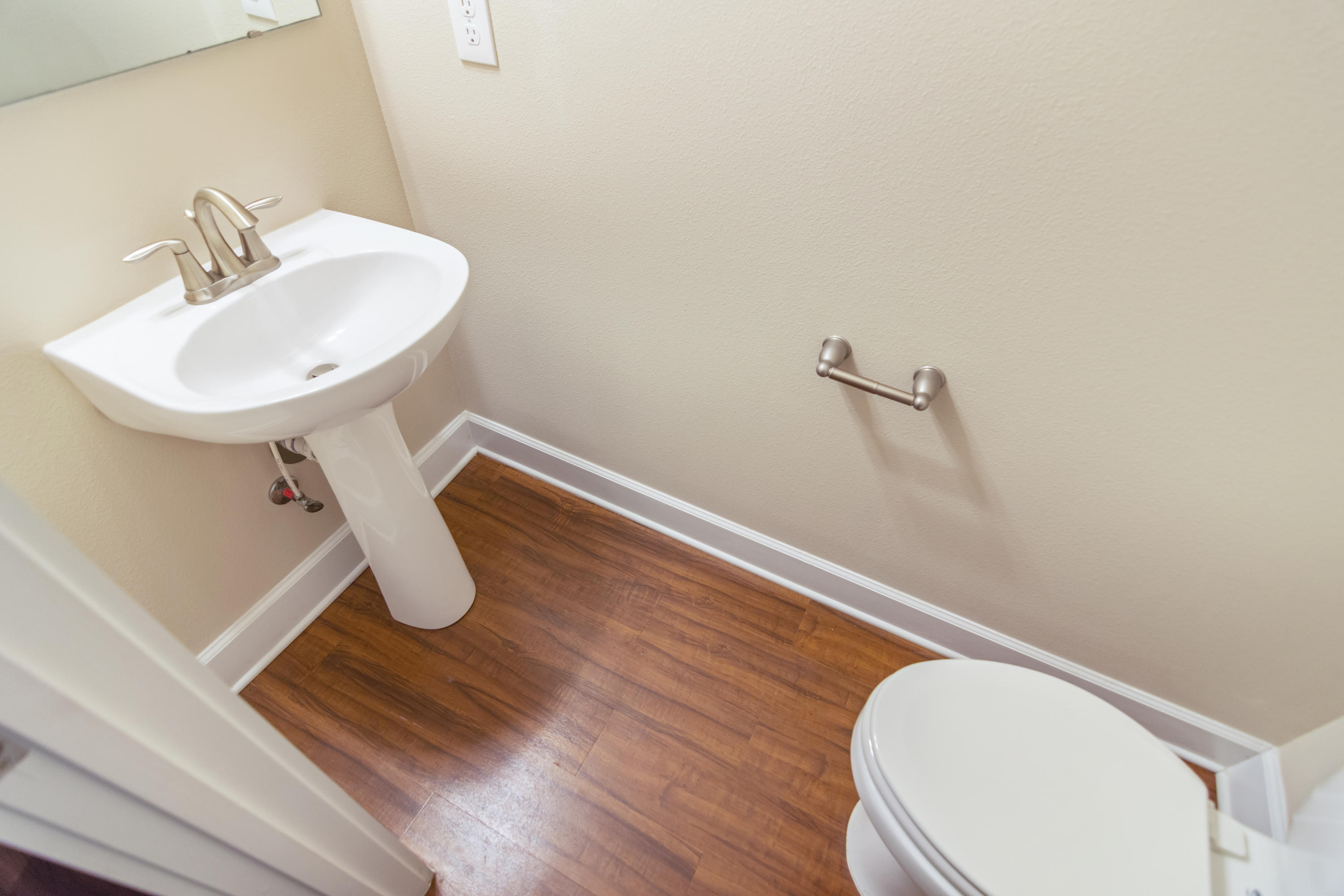 ZACHARY ESTATES - Residential