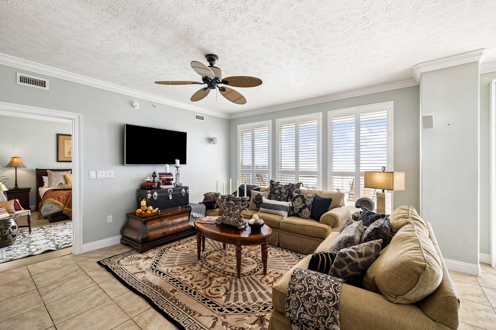 TREASURE ISLAND - Residential