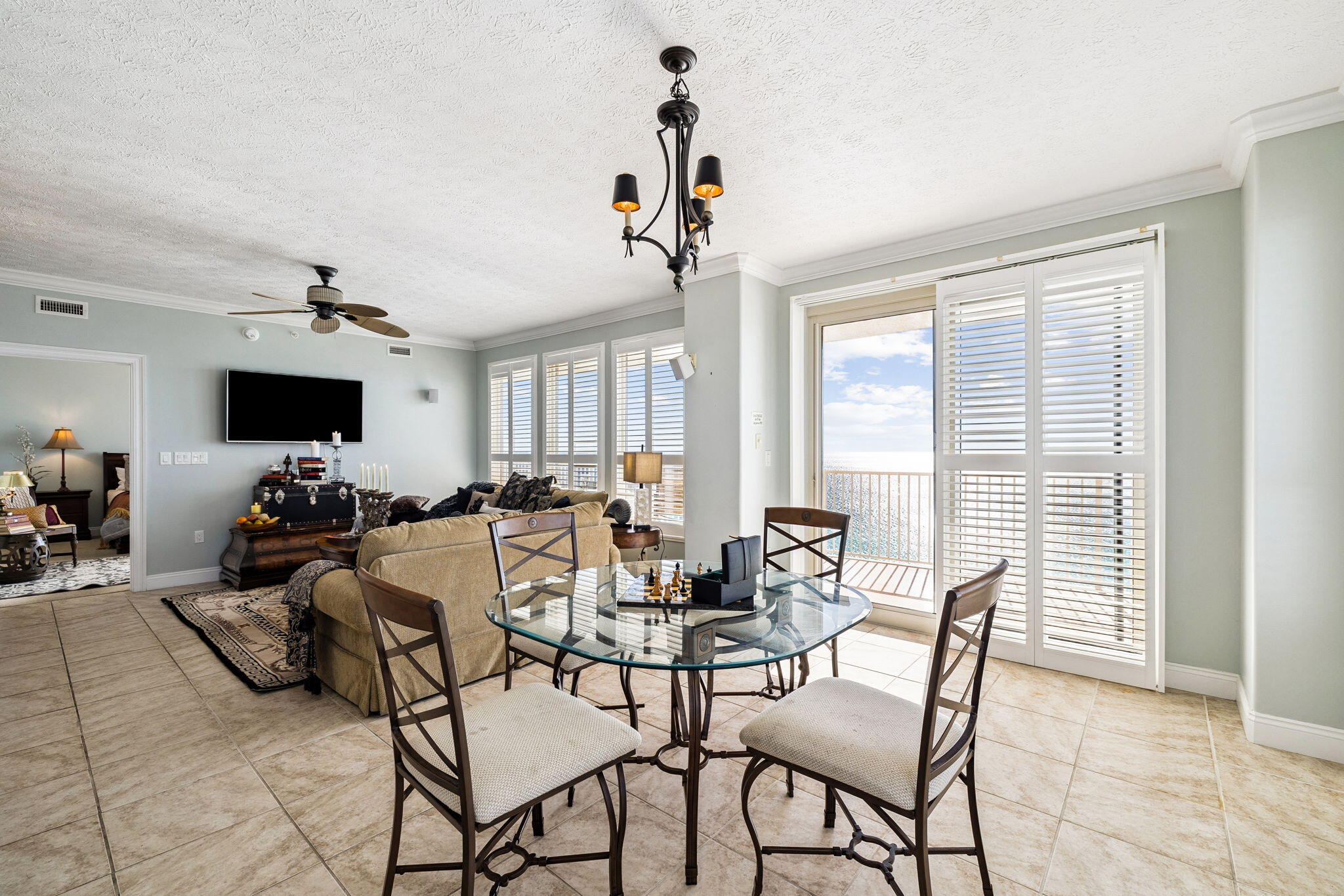 TREASURE ISLAND - Residential